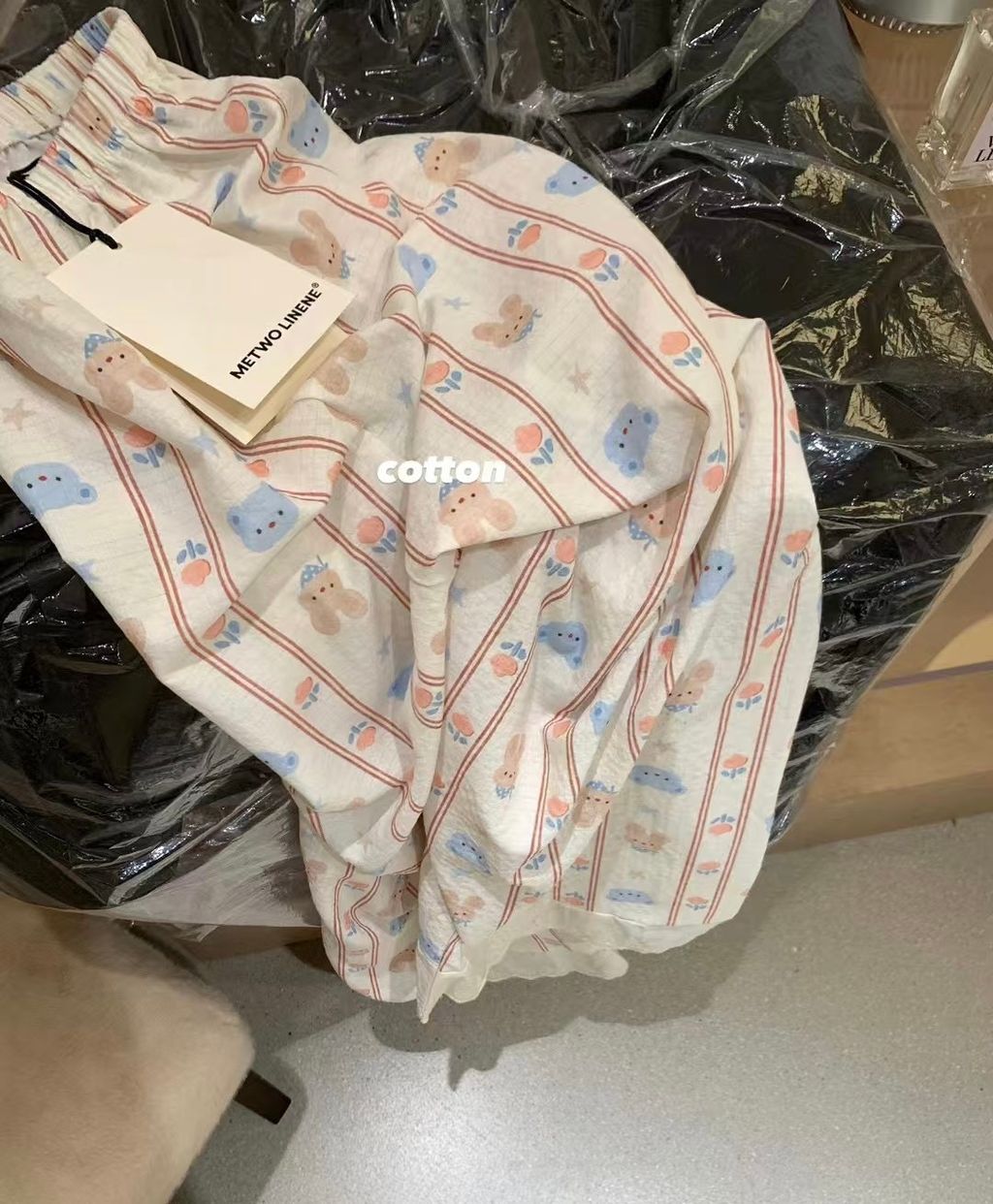 140D4B20-4D98-45DD-9CF1-09BFFF2E387A