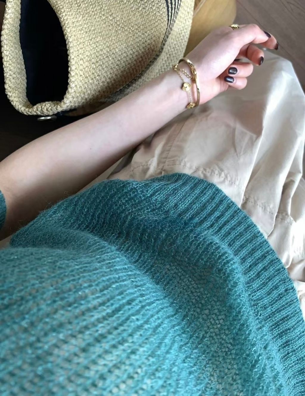 B17EDE3B-7041-436E-A0A0-4307B3027452