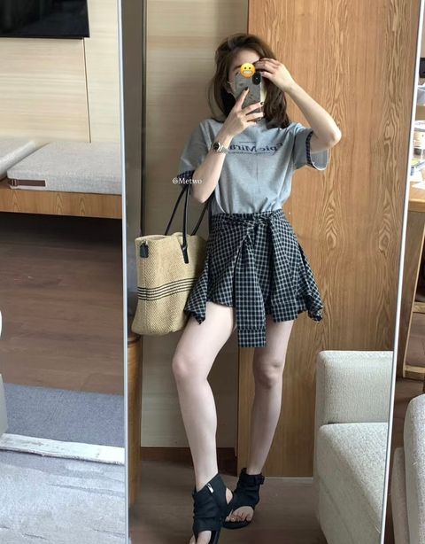 2FBD3A95-5890-433C-BC2D-34C6C3649C5B