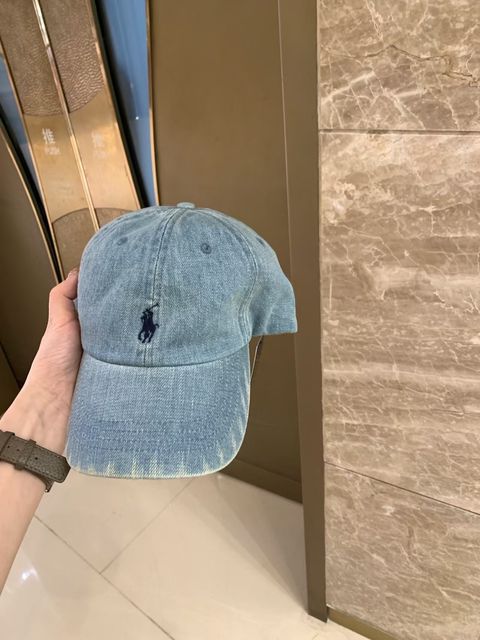 939A9078-161D-4210-AE8F-A3063A5A464B