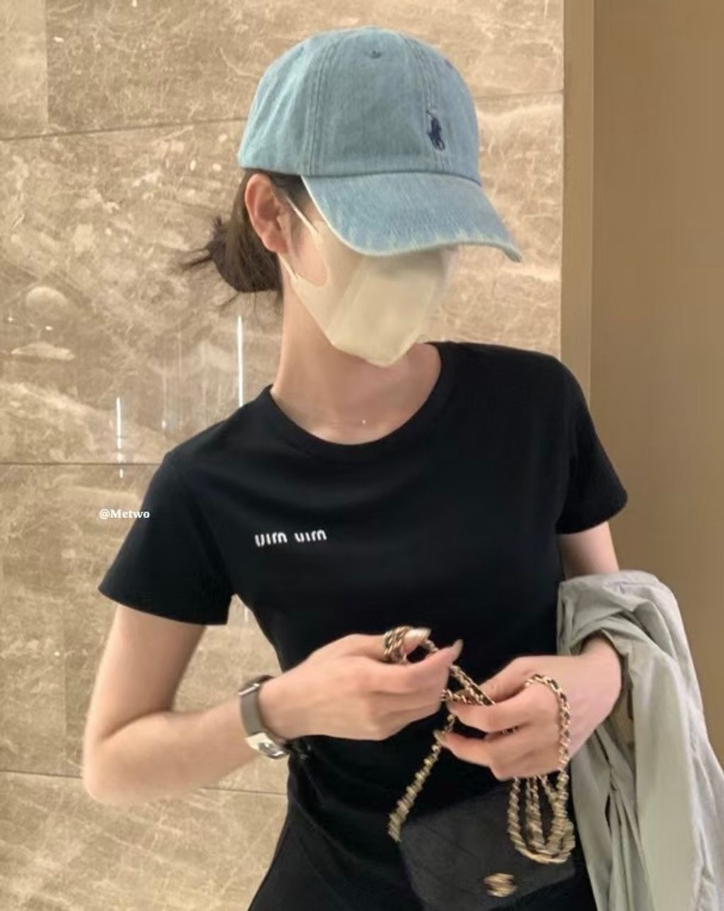 3DD17E66-458D-4B84-97C7-E2B48D894CE0