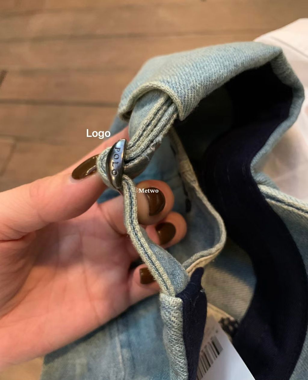 2D0FF4C9-05F8-4149-936F-FCA1BEF7154E