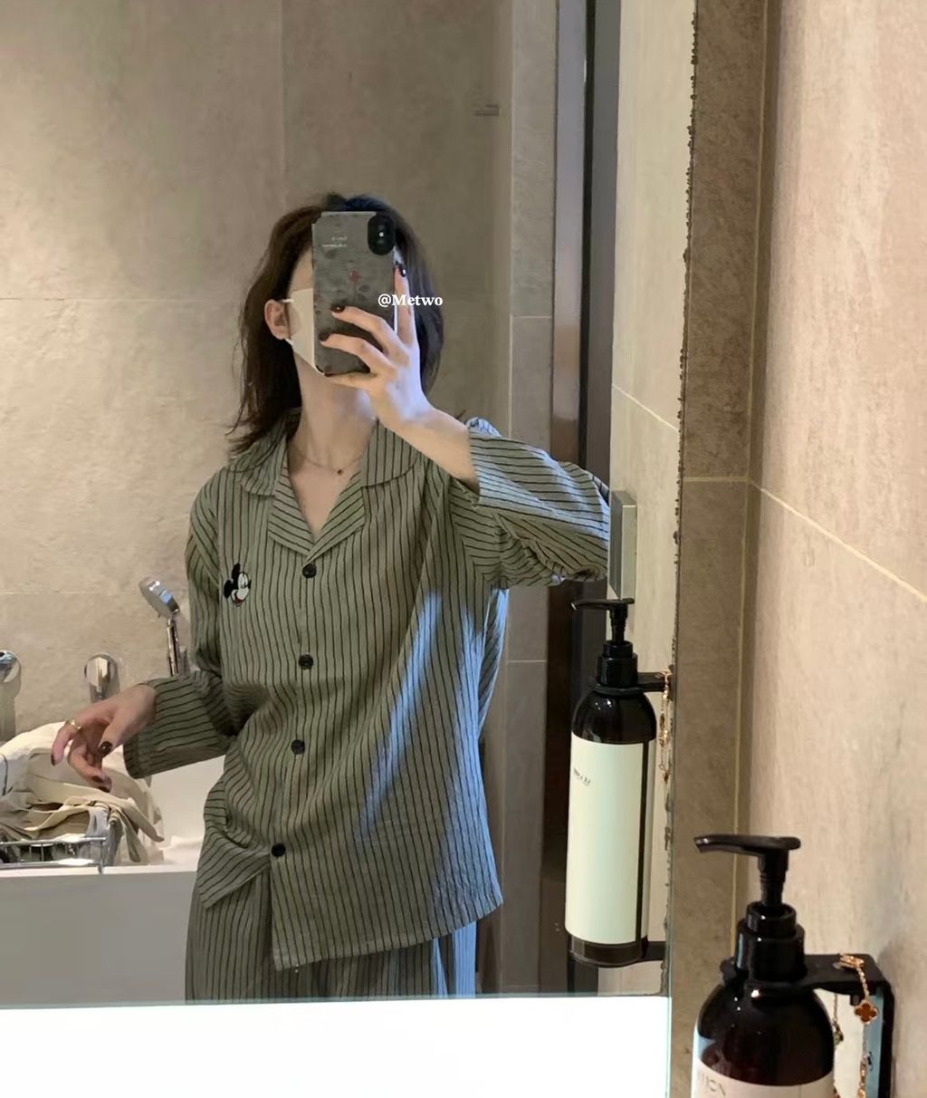 C7961851-E80C-4D49-8BCA-745938BBBA14