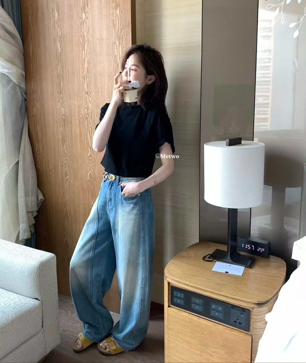 F5893830-1F50-4E4D-BF7D-D4724B5BC7FD