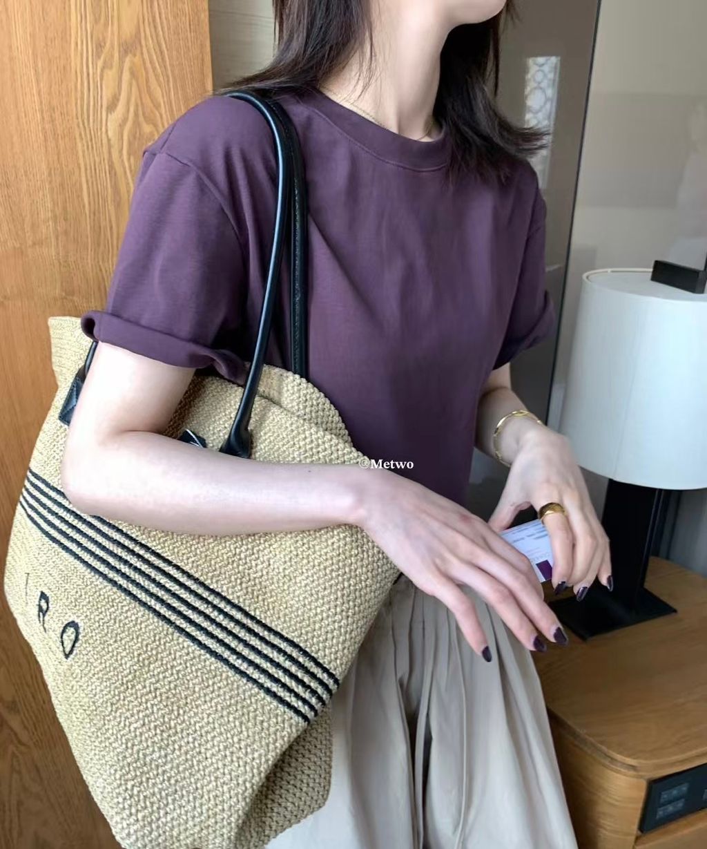 FDC3A936-8990-4D94-86CB-823C73C03D99