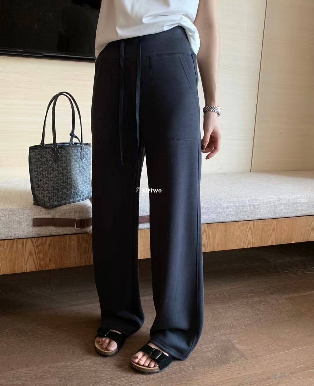 87B1BFFA-440B-4370-BD4C-19FC8C5E186D