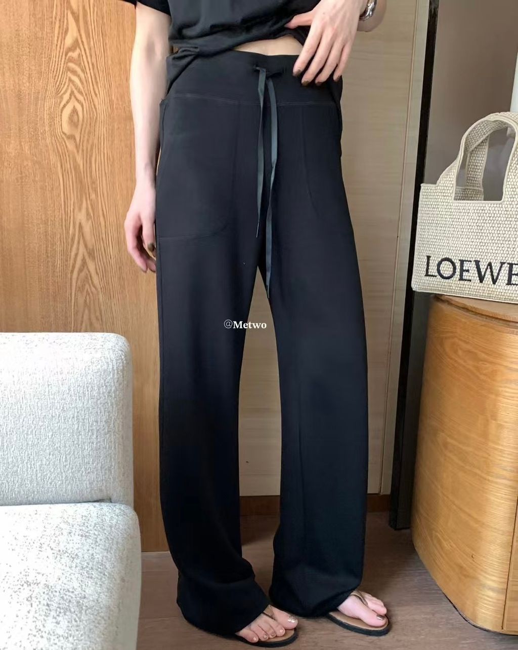 24F0A69C-4B6D-4254-99C6-9548976DF9A2