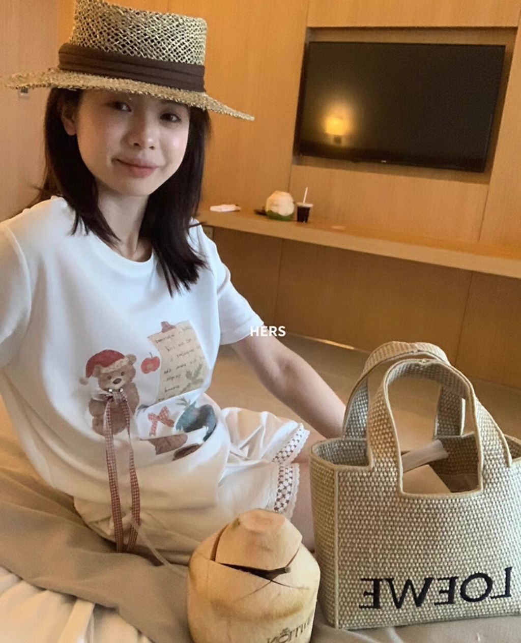 1C0C9969-332D-465C-975E-96CF1A24BFE4