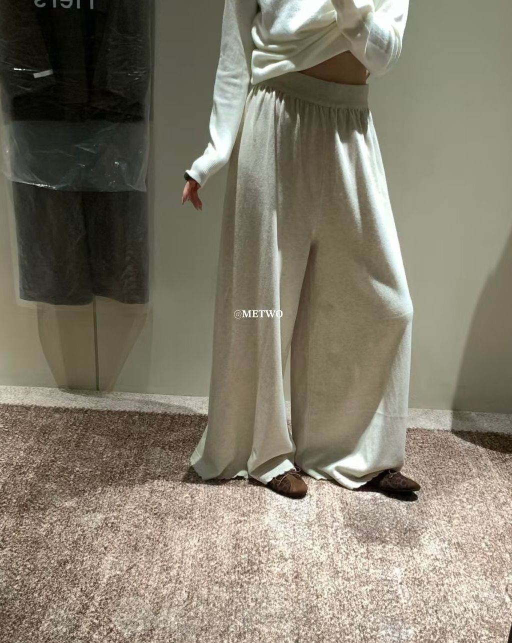 7c995793a70fd42eff2a7183f1183e12