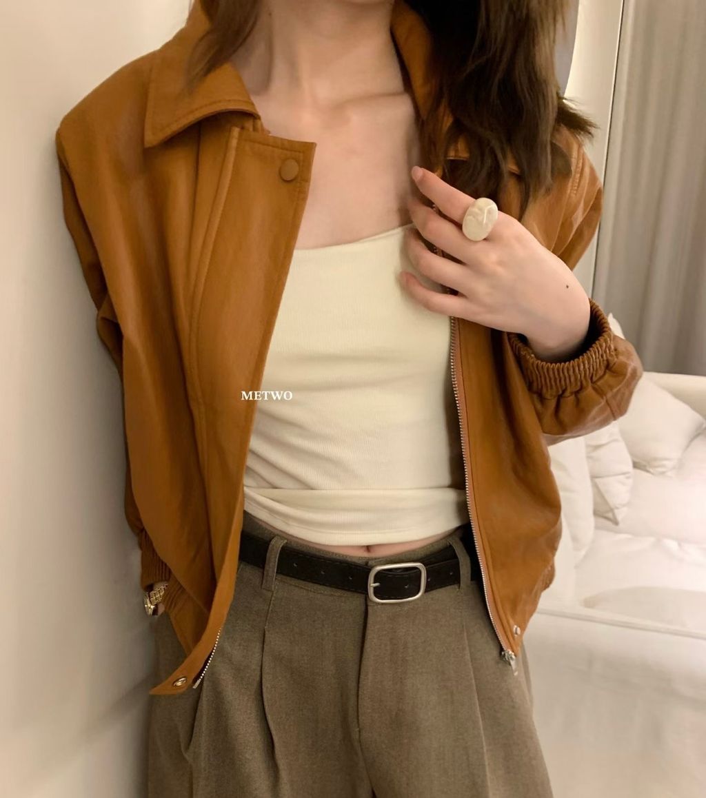 bc2f3396f9ed38ed1cc49c566e736e06