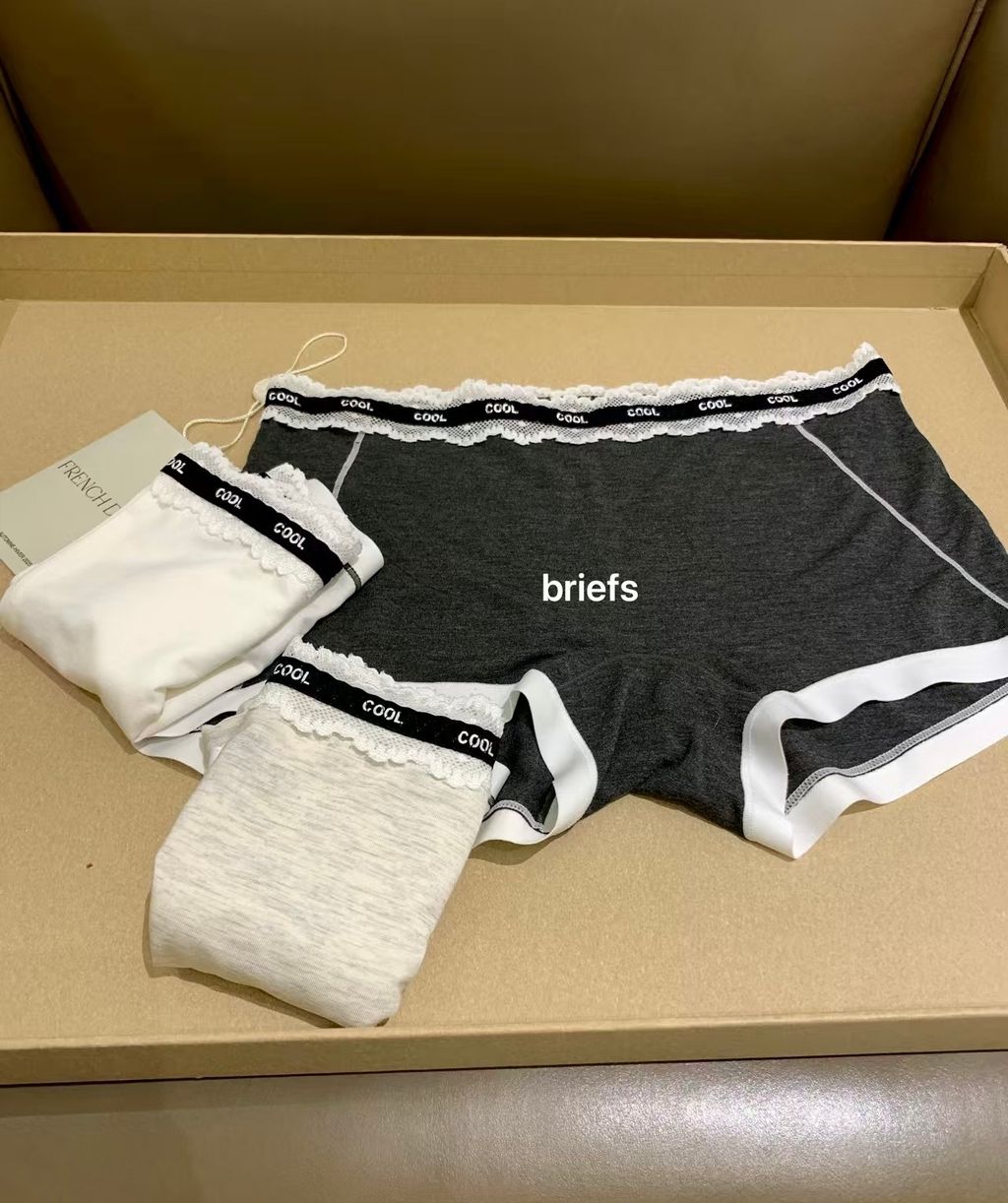 9cfa1863845a952156d8710e0a07e560