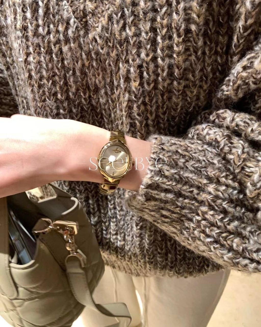 884a91f39bf7cb1aed41a3d64ea26b57