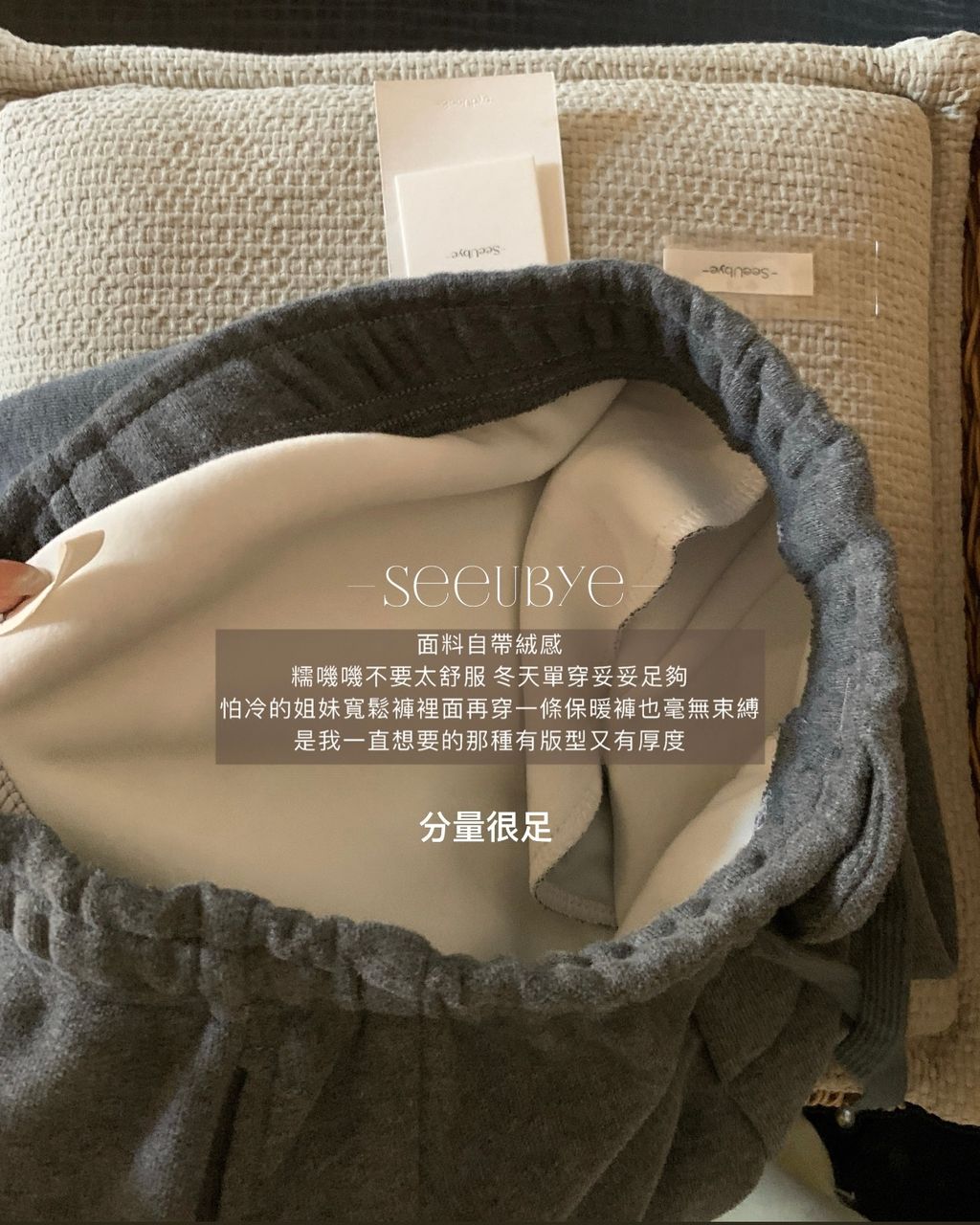 B6CA12F2-DD80-40F6-BE7D-FDFFD94E5745