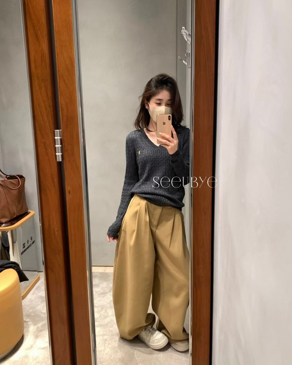 b083e34e77ec829d2f9d78f7454f8c47