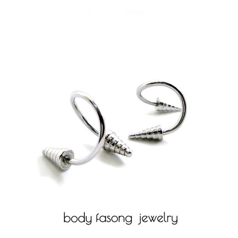 螺旋錐-耳輪耳洞