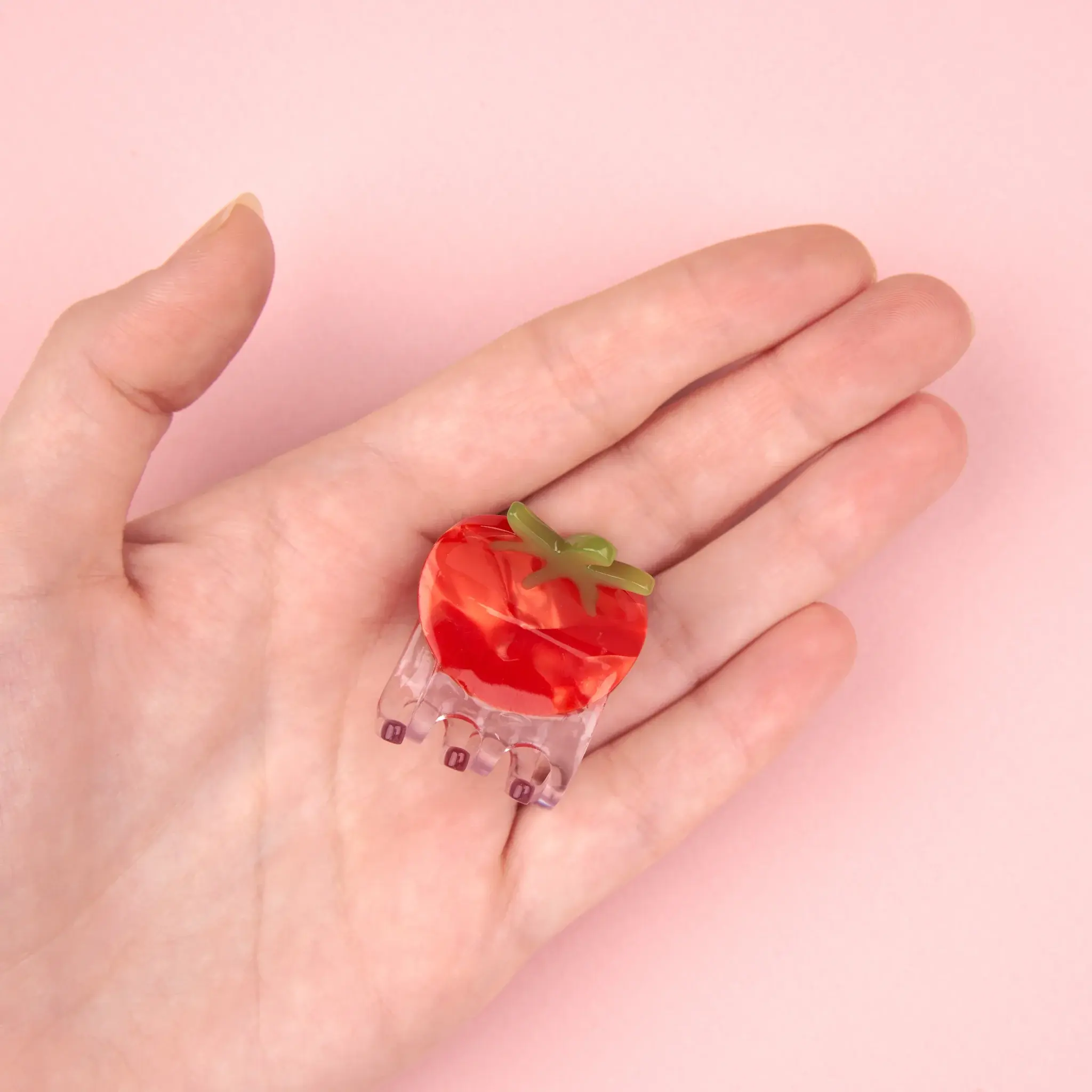 coucou-suzette-accessoire-accessory-cadeau-gift-tendance-mode-trendy-fashion-joli-jardin-lovely-garden-pince-cheveux-mini-hair-claw-printemps-spring-tomate-cerise-cherry-tomato-fruit_73151078-3535-4f3f-ab6c-427cdb602a24