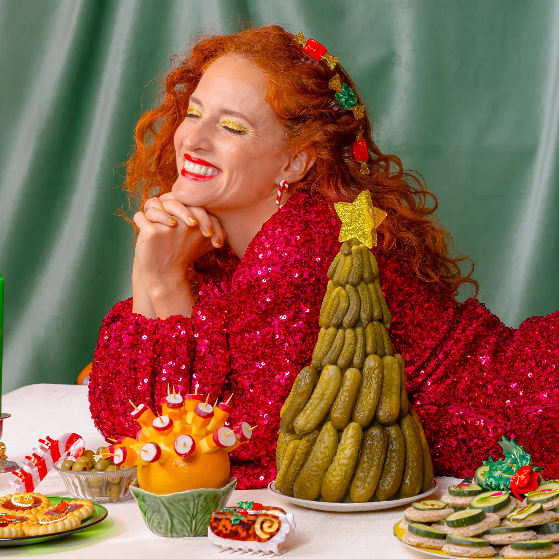 coucou-suzette-accessoire-accessory-cadeau-gift-tendance-mode-trendy-fashion-festin-festif-noel-christmas-holidays-pince-cheveux-mini-hair-claw-papillote-crackers-vert-green-gold-dore_5ecc5d3d-2d71-4d2e-b0df-5a6253084dc6