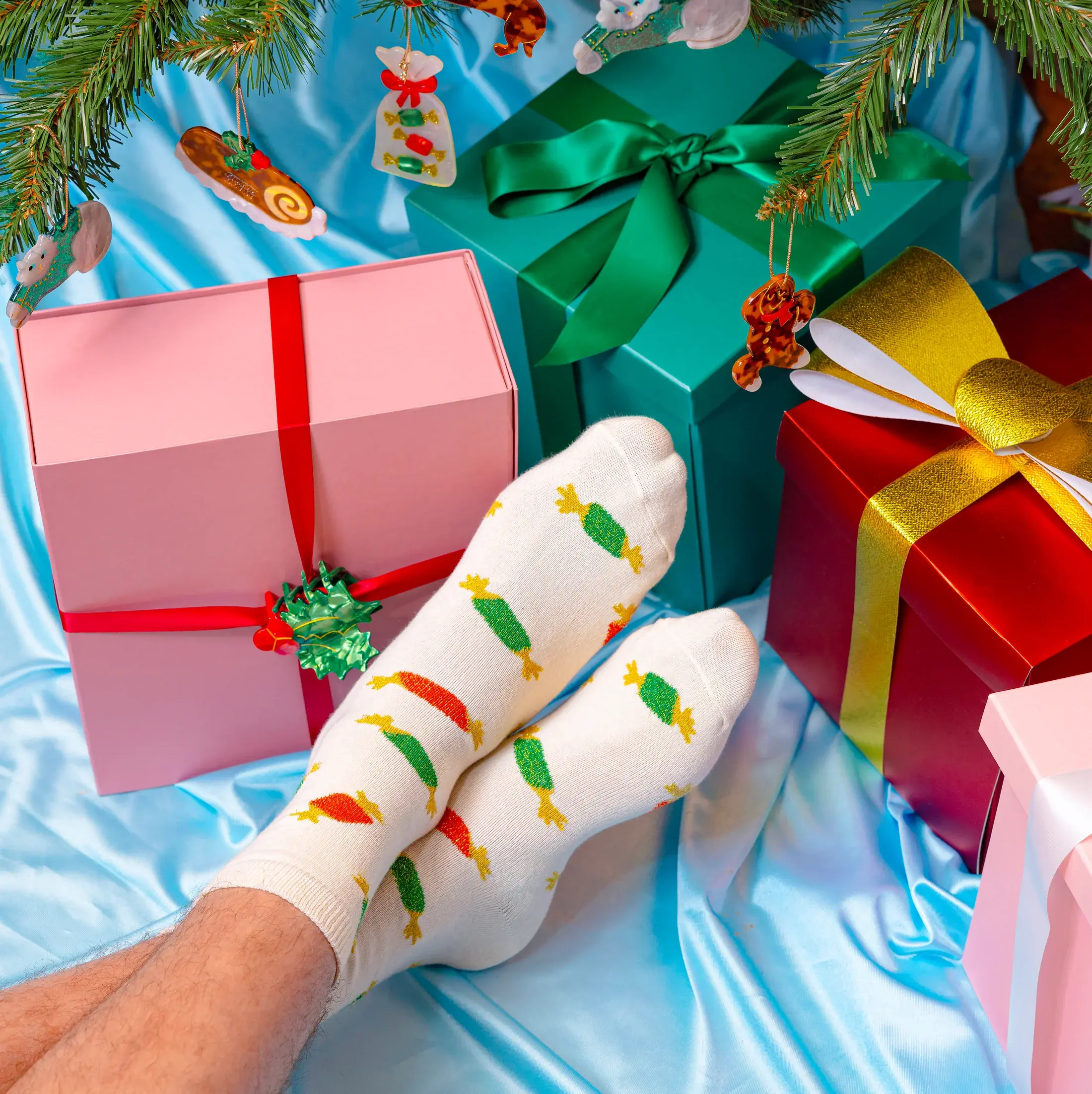 coucou-suzette-accessoire-accessory-cadeau-gift-tendance-mode-trendy-fashion-festin-festif-noel-christmas-holidays-socks-chaussettes-coton-cotton-paillettes-glitters-papillote-cracker_a04c4bb2-ef60-4246-b016-0bfe0b6466c0