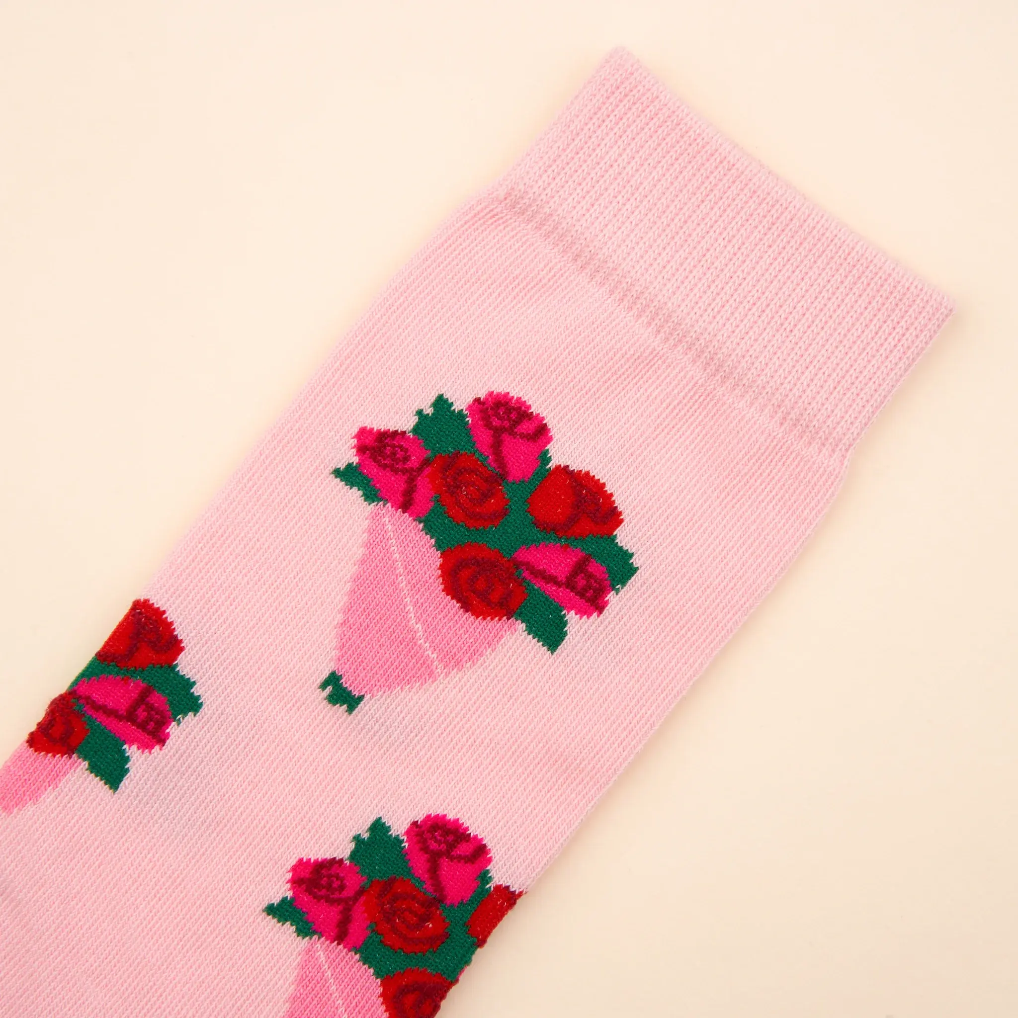coucou-suzette-accessoire-accessory-cadeau-gift-tendance-mode-trendy-fashion-saint-valentin-valentin-day-rendez-vous-galant-chaussettes-socks-cotton-made-in-france-rose-flower-fleurs_574b1a33-082f-412e-9e8a-96f7f1ef0b09