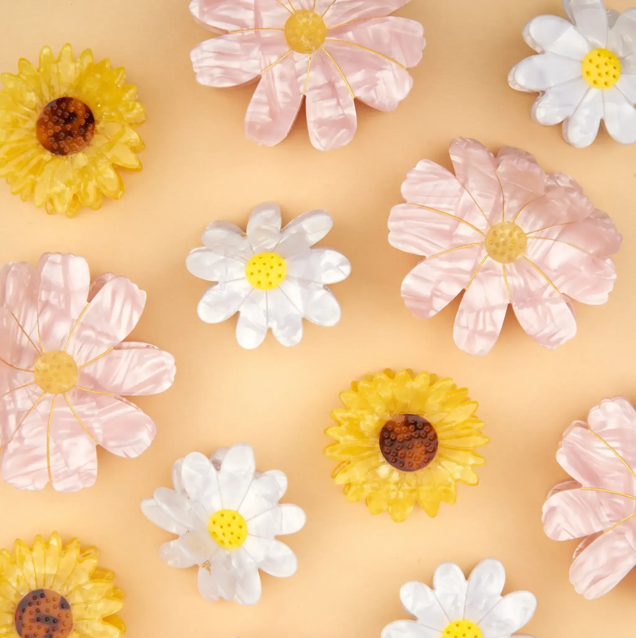 coucou-suzette-accessoire-accessory-cadeau-gift-tendance-mode-trendy-fashion-joli-jardin-lovely-garden-pince-cheveux-hair-claw-printemps-spring-cosmos-fleur-flower-pink-rose-paquerett