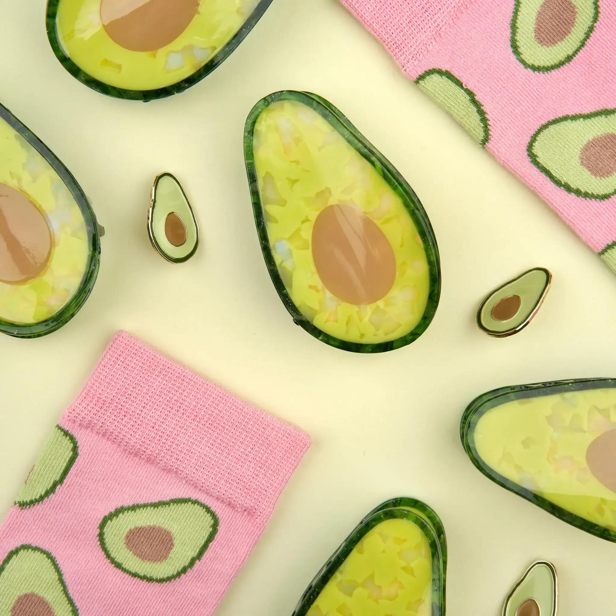 coucou-suzette-accessoire-accessory-cadeau-gift-tendance-mode-trendy-fashion-vitamine-vitamin-ete-summer-avocat-avocado-fruit-vert-green-group_6f5f514b-66d7-4627-8e97-1b16fd968874