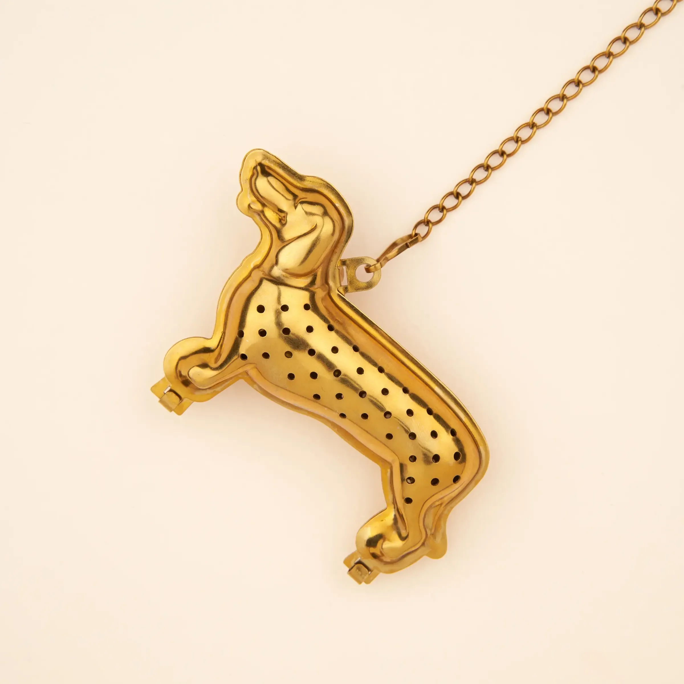 coucou-suzette-accessoire-accessory-cadeau-gift-tendance-mode-trendy-fashion-anniversaire-10-ans-boule-the-tea-ball-teckel-dachshund