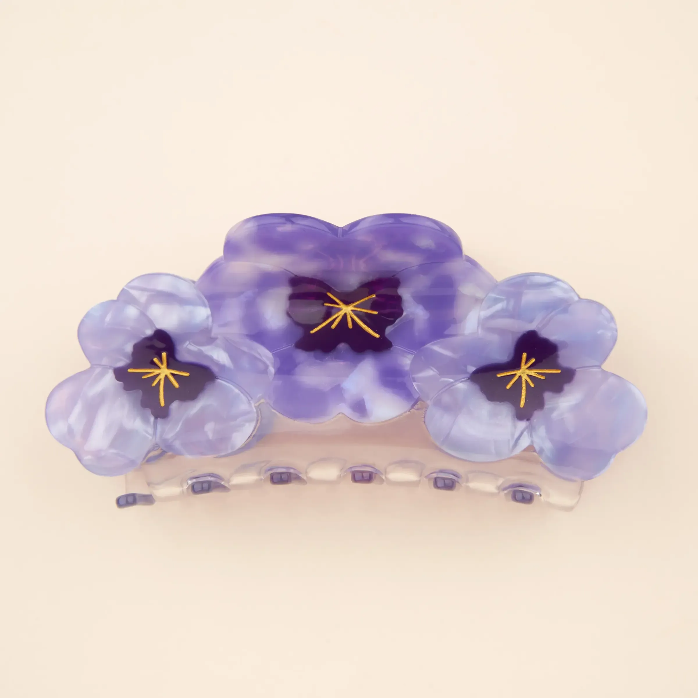 coucou-suzette-accessoire-accessory-cadeau-gift-tendance-mode-trendy-fashion-birthday-anniversaire-10-ans-pince-cheveux-hair-claw-acetate-fleurs-flower-pensee-pansy-trio-violet-purple_67133fff-faae-456d-8d5e-3c8b7e36f06d
