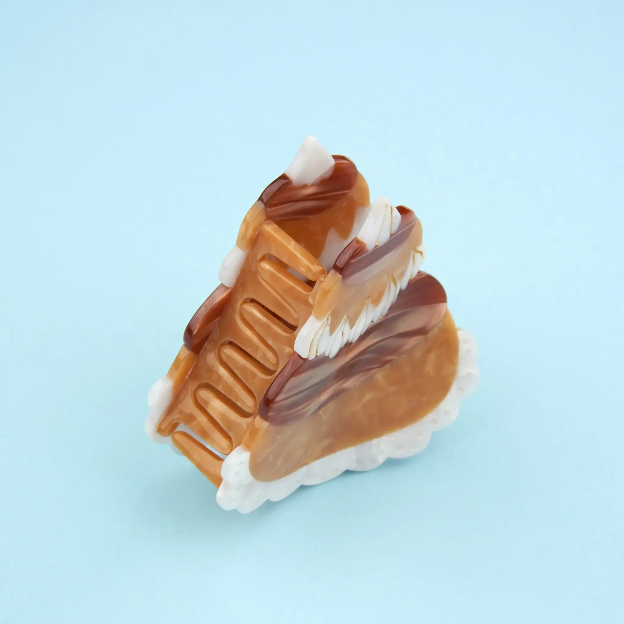 coucou-suzette-accessoire-accessory-cadeau-gift-tendance-mode-trendy-fashion-douce-france-french-frenchy-pince-cheveux-hair-claw-religieuse-pastry-brown-marron-beige-HD2