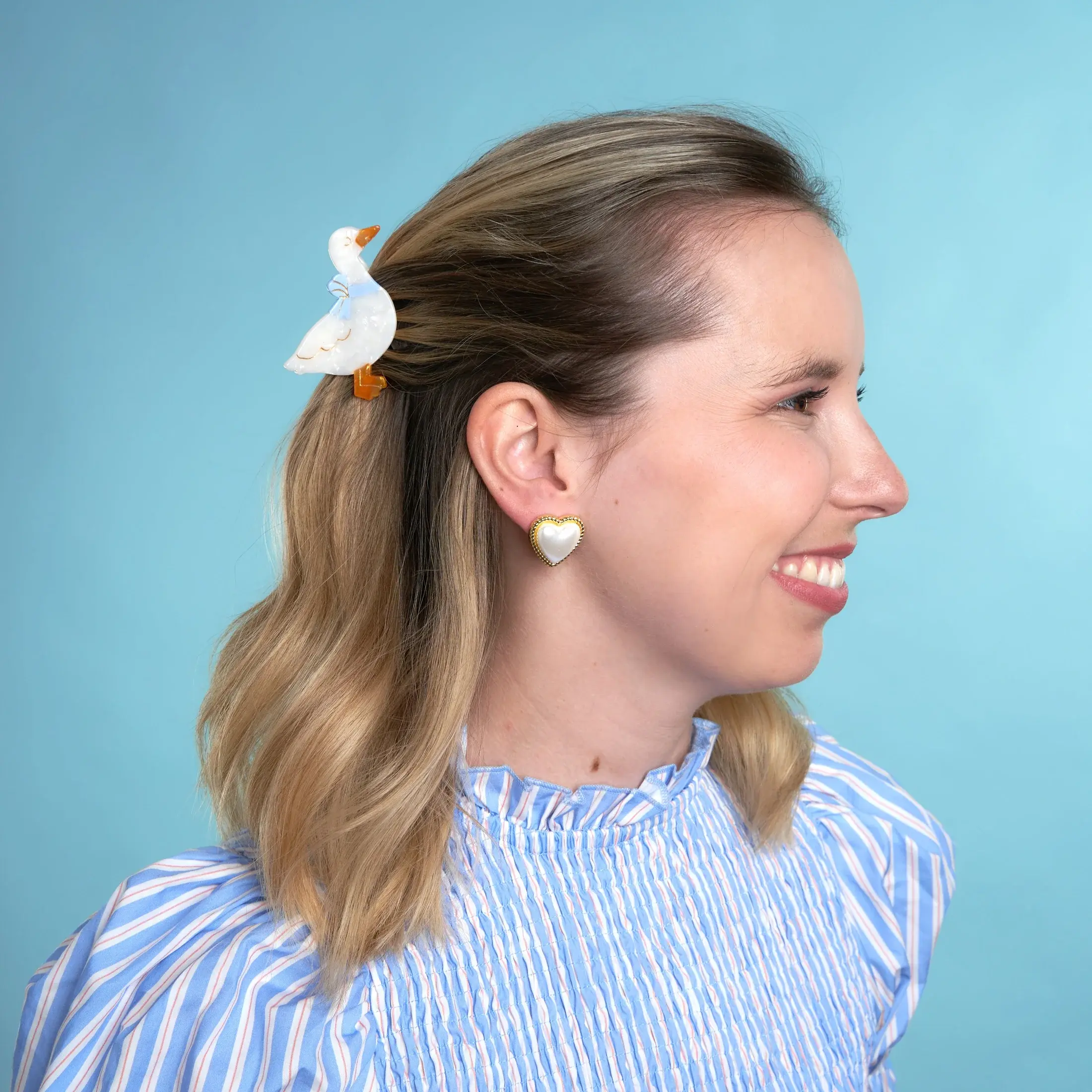 coucou-suzette-accessoire-accessory-cadeau-gift-tendance-mode-trendy-fashion-cottage-mini-pince-cheveux-mini-hair-claw-oie-goose-animal-blanc-white-porte