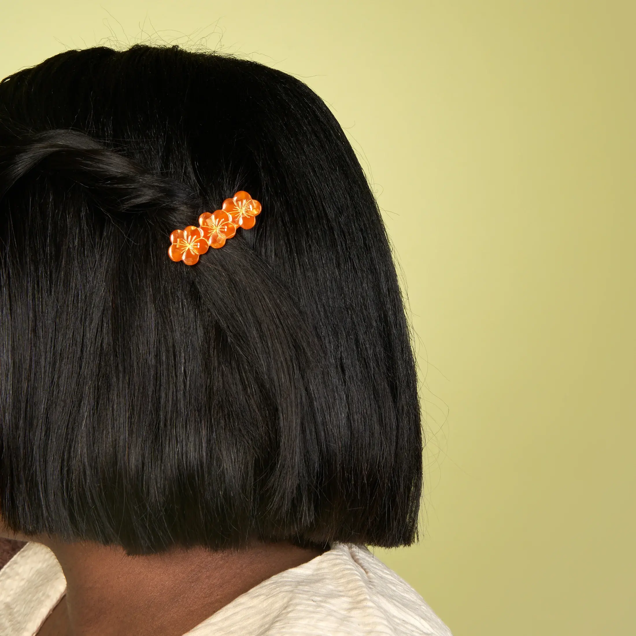 coucou-suzette-accessoire-accessory-cadeau-gift-tendance-trendy-fashion-garden-party-barrette-cheveux-hair-clip-fleurs-flower-capucine-nasturtium-orange-porte
