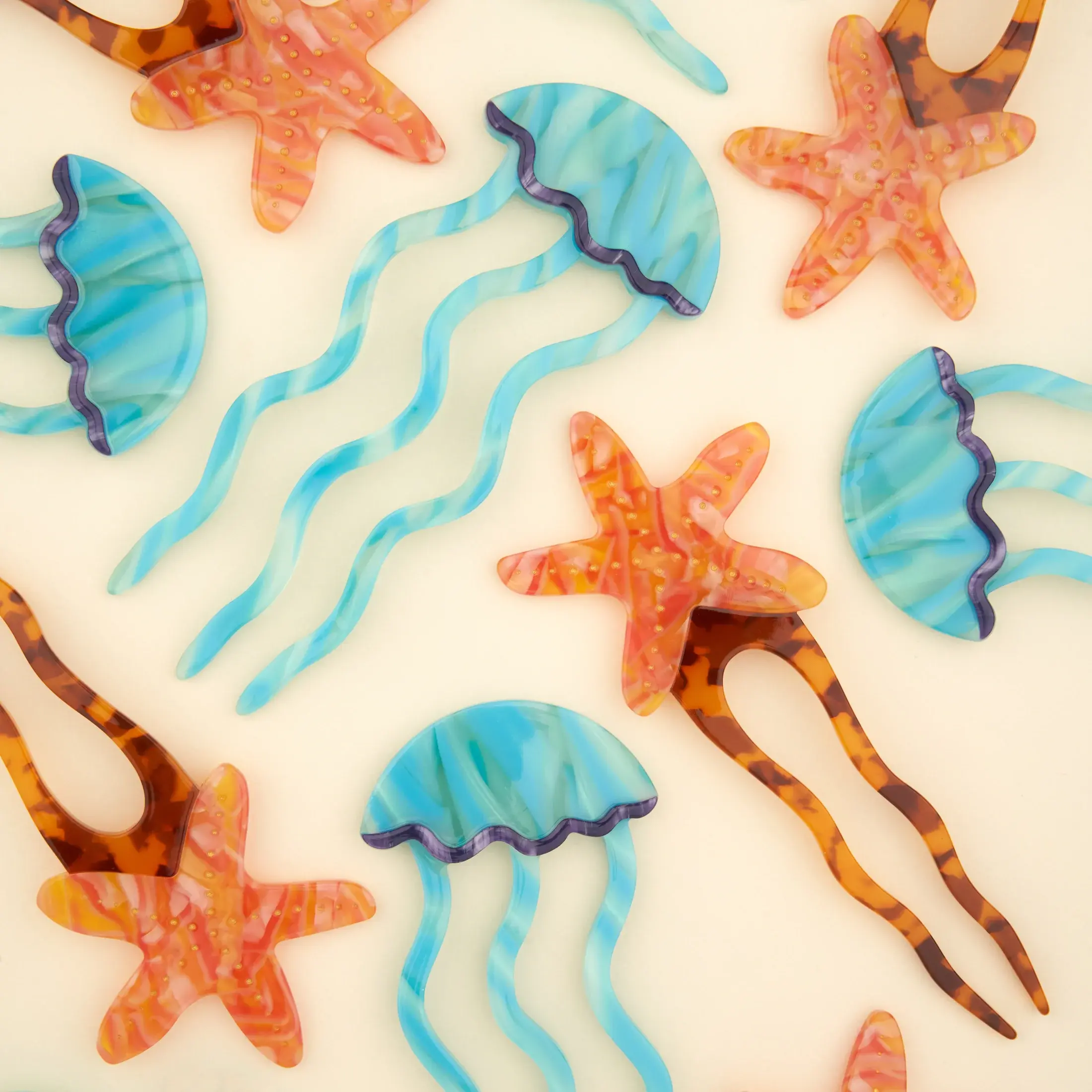 coucou-suzette-accessoire-accessory-cadeau-gift-tendance-trendy-fashion-ete-summer-plouf-splash-mer-sea-pic-cheveux-hair-stick-group