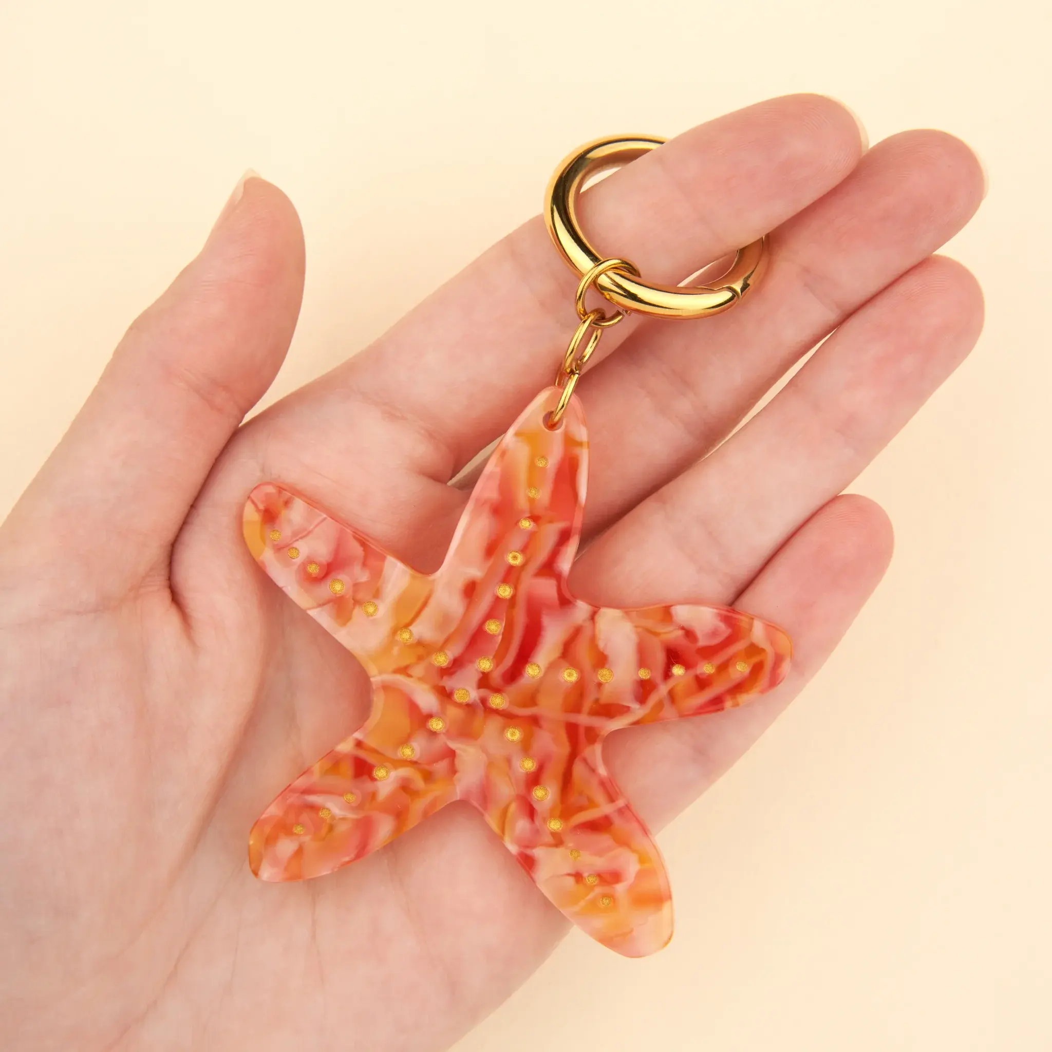 coucou-suzette-accessoire-accessory-cadeau-gift-tendance-trendy-fashion-ete-summer-plouf-splash-mer-sea-charm-charms-etoile-mer-starfish-orange1
