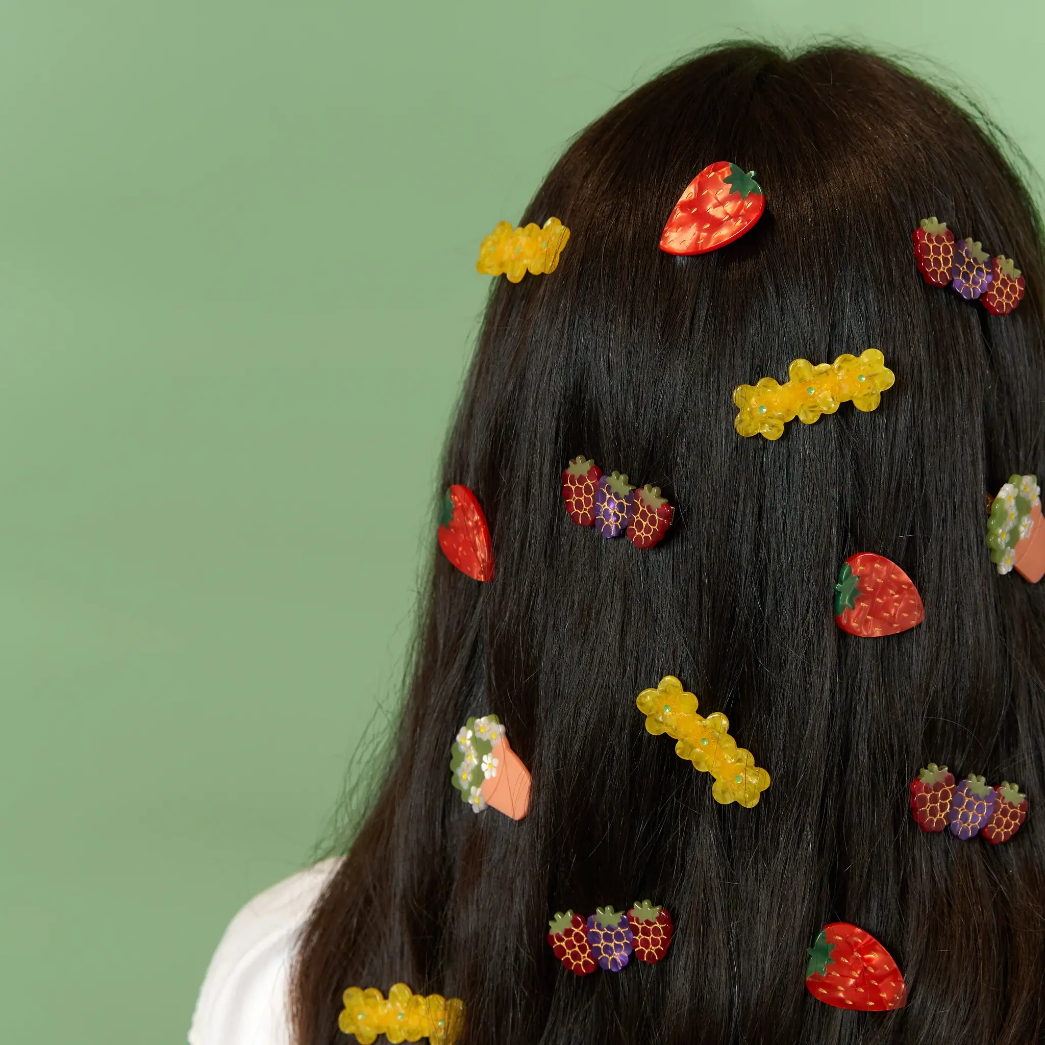 coucou-suzette-accessoire-accessory-cadeau-gift-tendance-mode-trendy-fashion-joli-jardin-lovely-garden-barrette-cheveux-hair-clip-printemps-spring-fruits-rouges-berries-framboise-mure_4b4a9ac0-f98d-4e71-bb89-a43afffc8401