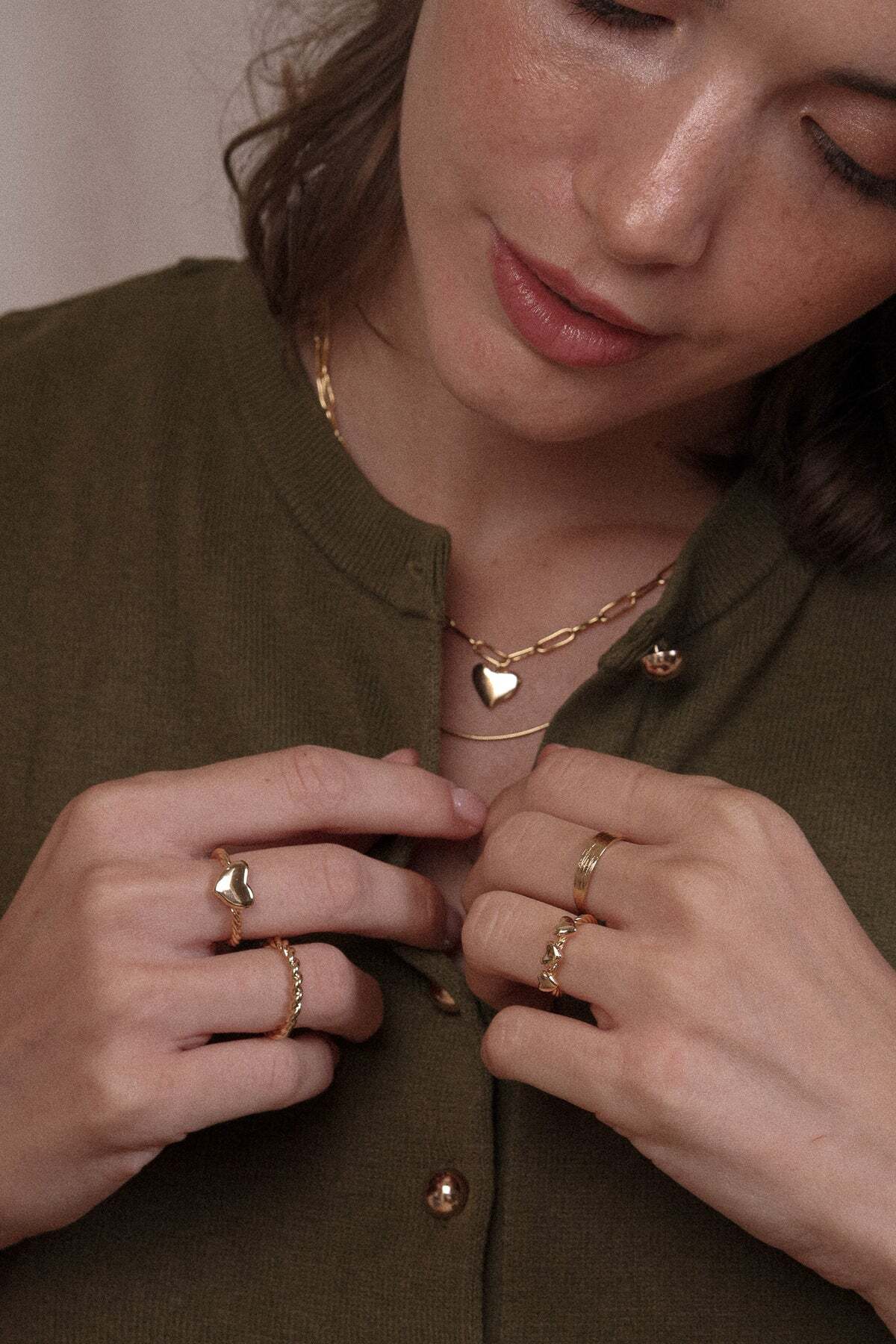 Sacha-collier-waekura