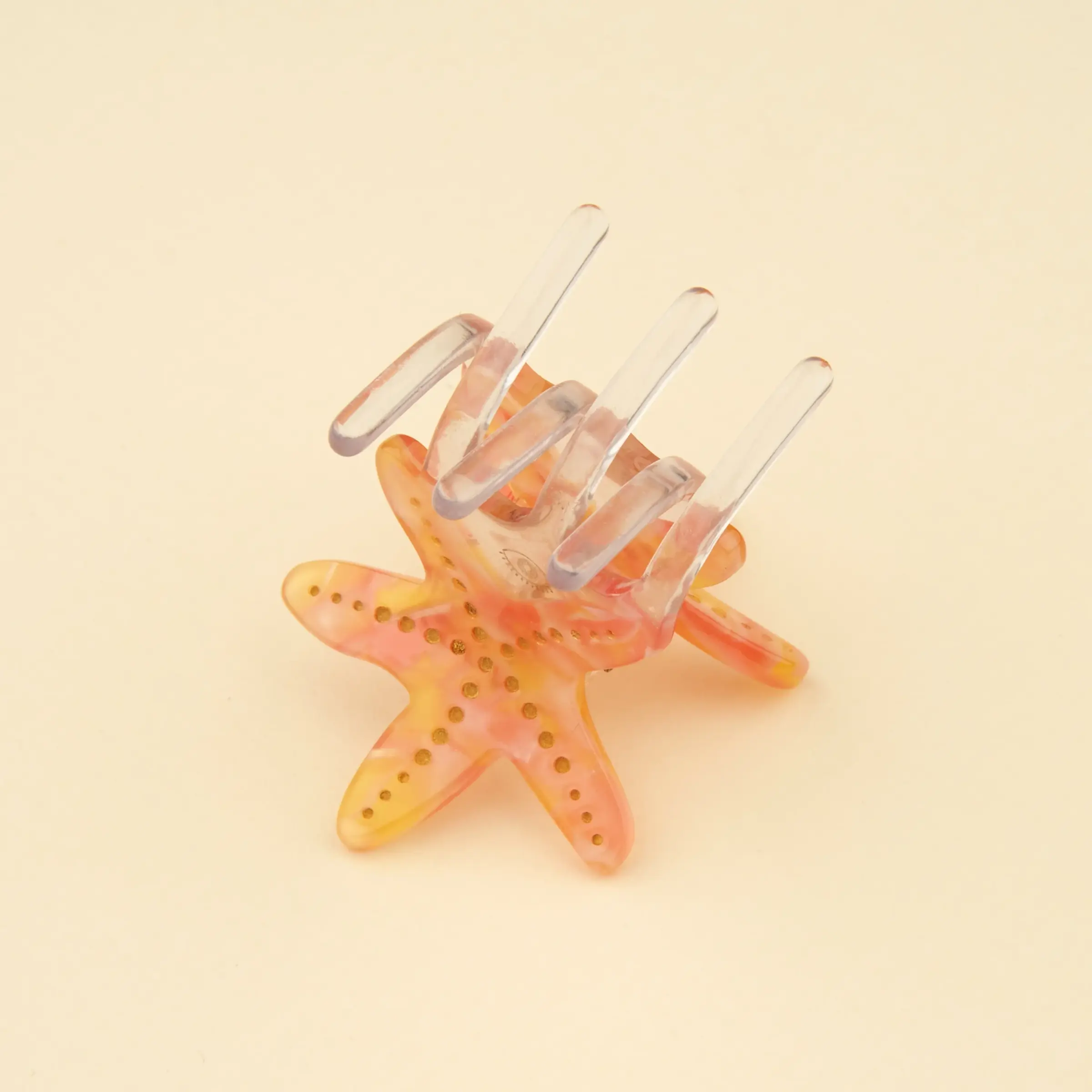 coucou-suzette-accessoire-accessory-cadeau-gift-tendance-mode-trendy-fashion-nouvelle-vague-coquillages-crustaces-splash-mini-pince-cheveux-hair-claw-clip-etoile-mer-starfish-orange-H_3fb985de-36e9-410d-a049-530f9a99afeb