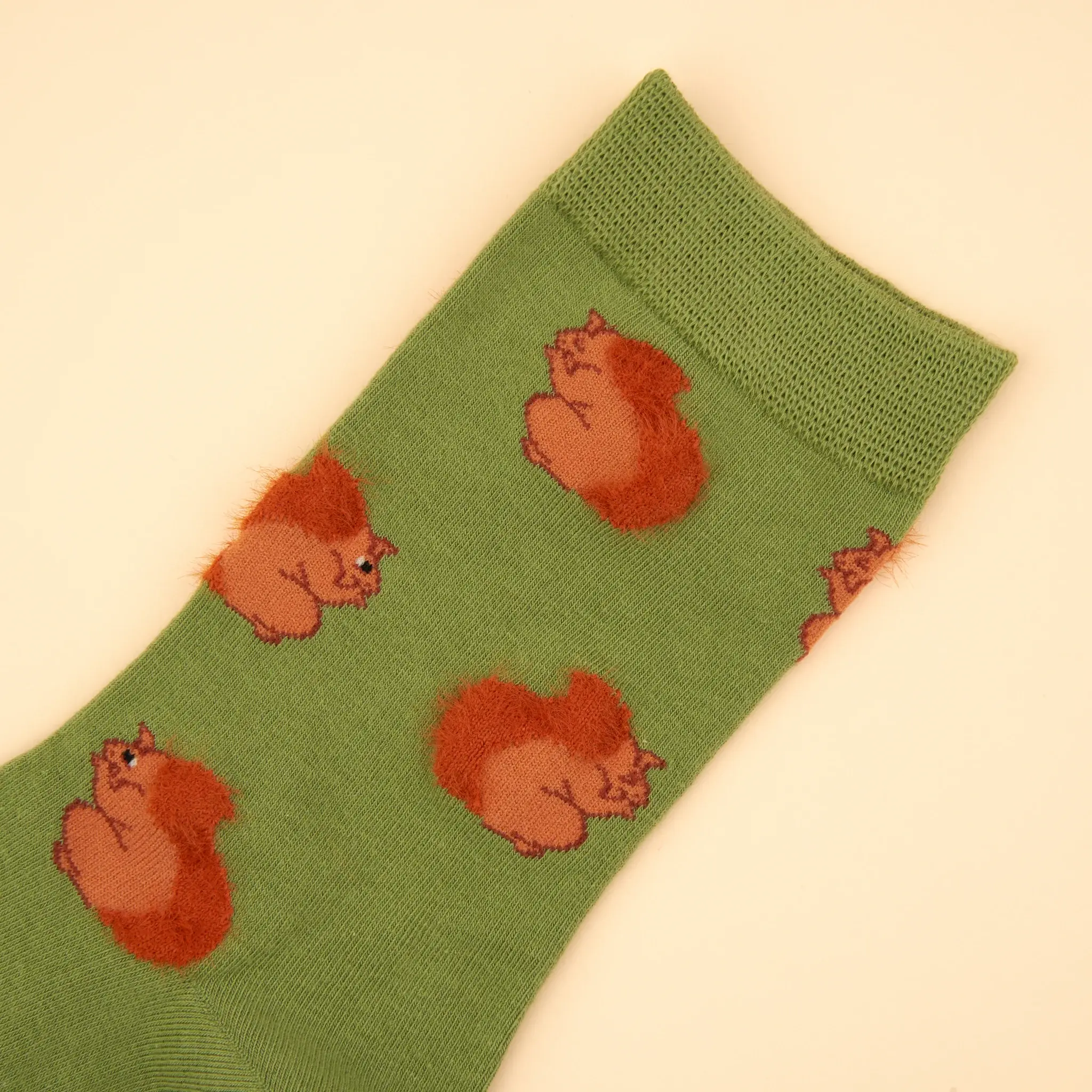 coucou-suzette-accessoire-accessory-cadeau-gift-tendance-mode-trendy-fashion-dinette-automne-fall-tea-party-socks-chaussettes-coton-cotton-femme-homme-ecureuil-squirrel-marron-brown-a_122bb2ae-e9c0-4792-bdbb-92891d5eb7fc