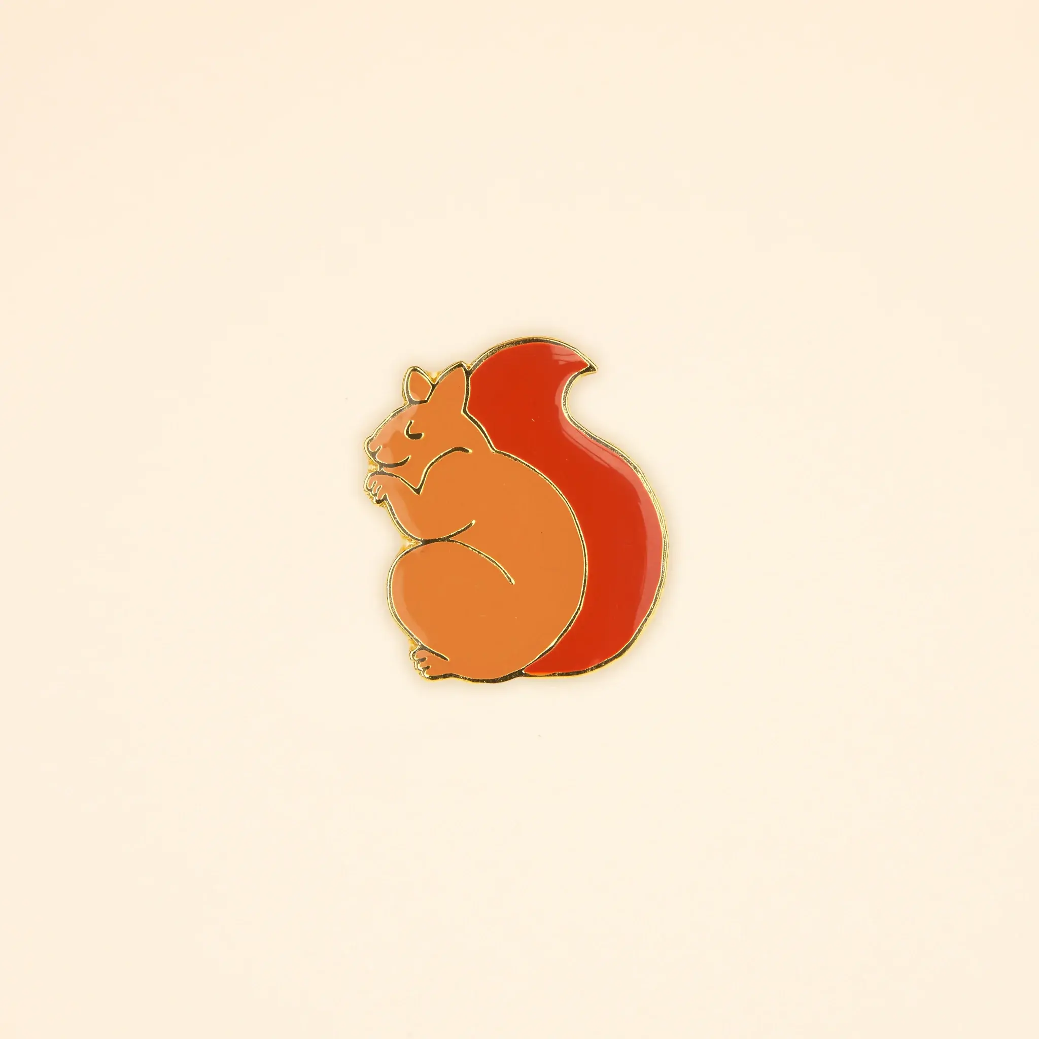 coucou-suzette-accessoire-accessory-cadeau-gift-tendance-trendy-fashion-il-etait-une-fois-once-upon-a-time-autumn-automne-pin-pins-ecureuil-squirrel
