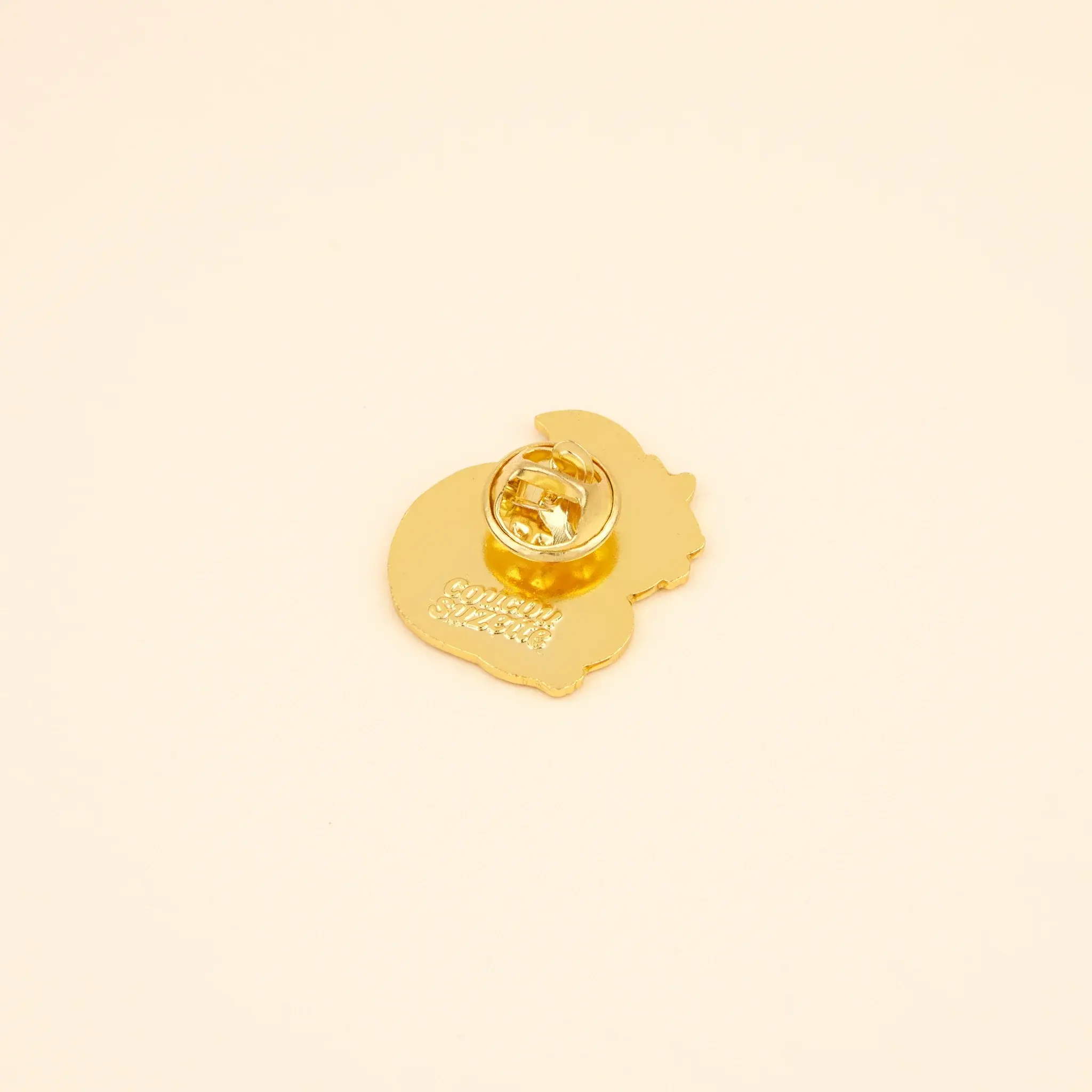 coucou-suzette-accessoire-accessory-cadeau-gift-tendance-trendy-fashion-il-etait-une-fois-once-upon-a-time-autumn-automne-pin-pins-ecureuil-squirrel1