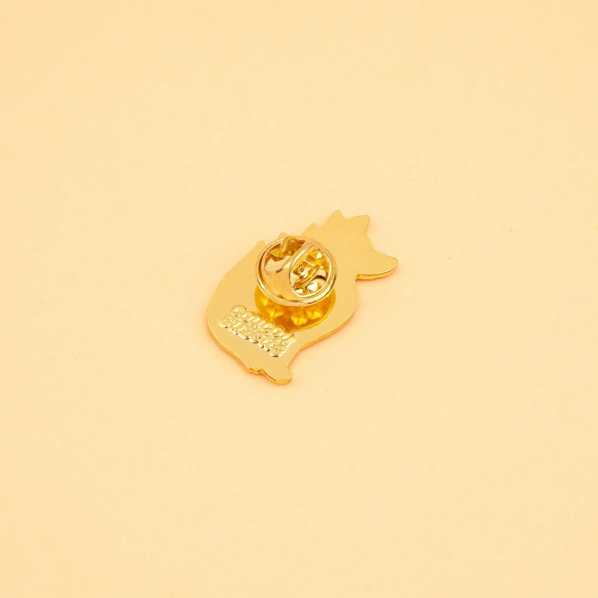 coucou-suzette-accessoire-accessory-cadeau-gift-tendance-trendy-fashion-il-etait-une-fois-once-upon-a-time-autumn-automne-pin-pins-renard-fox1