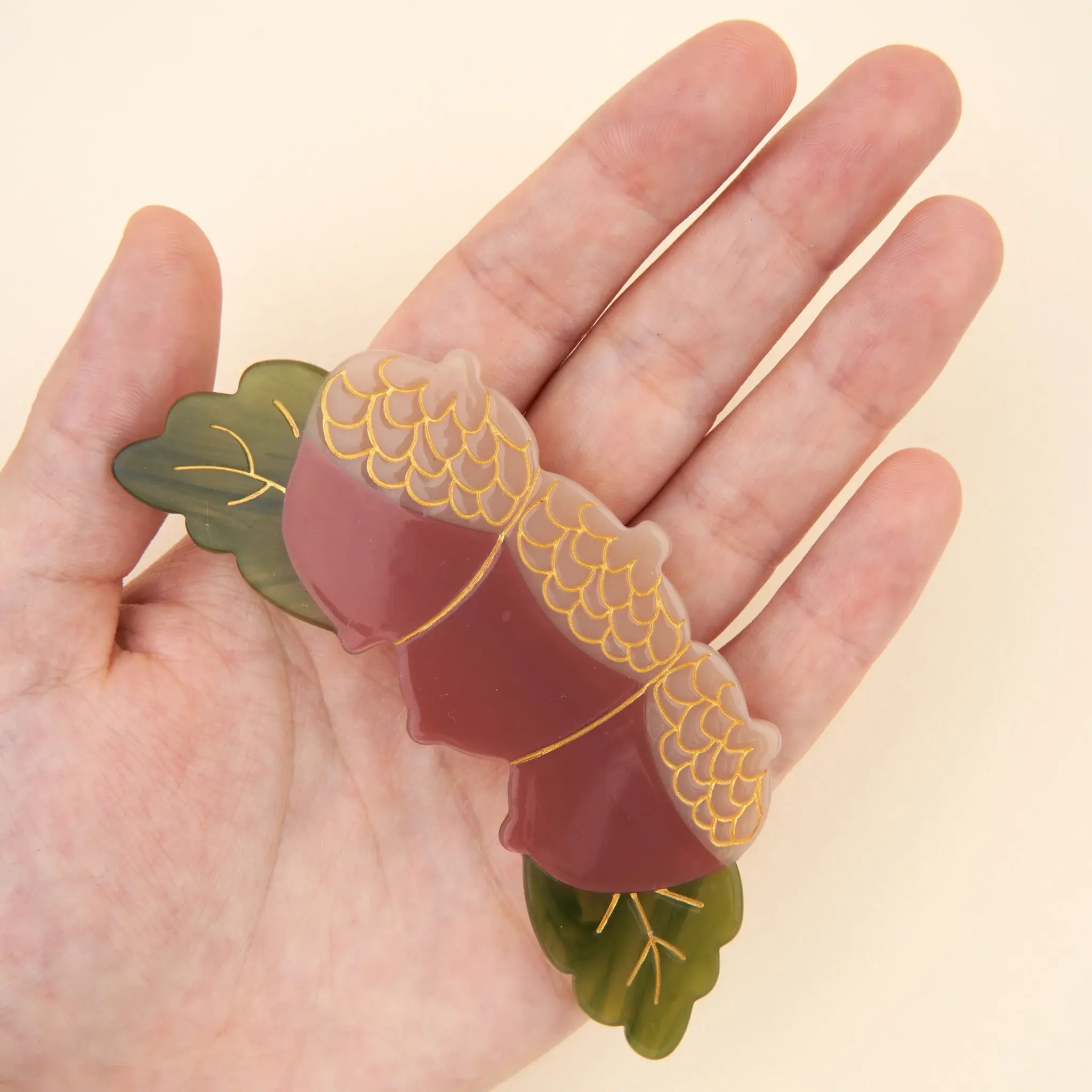 coucou-suzette-accessoire-accessory-cadeau-gift-tendance-trendy-fashion-il-etait-une-fois-once-upon-a-time-autumn-automne-cheveux-hair-french-barrette-glands-acorns2