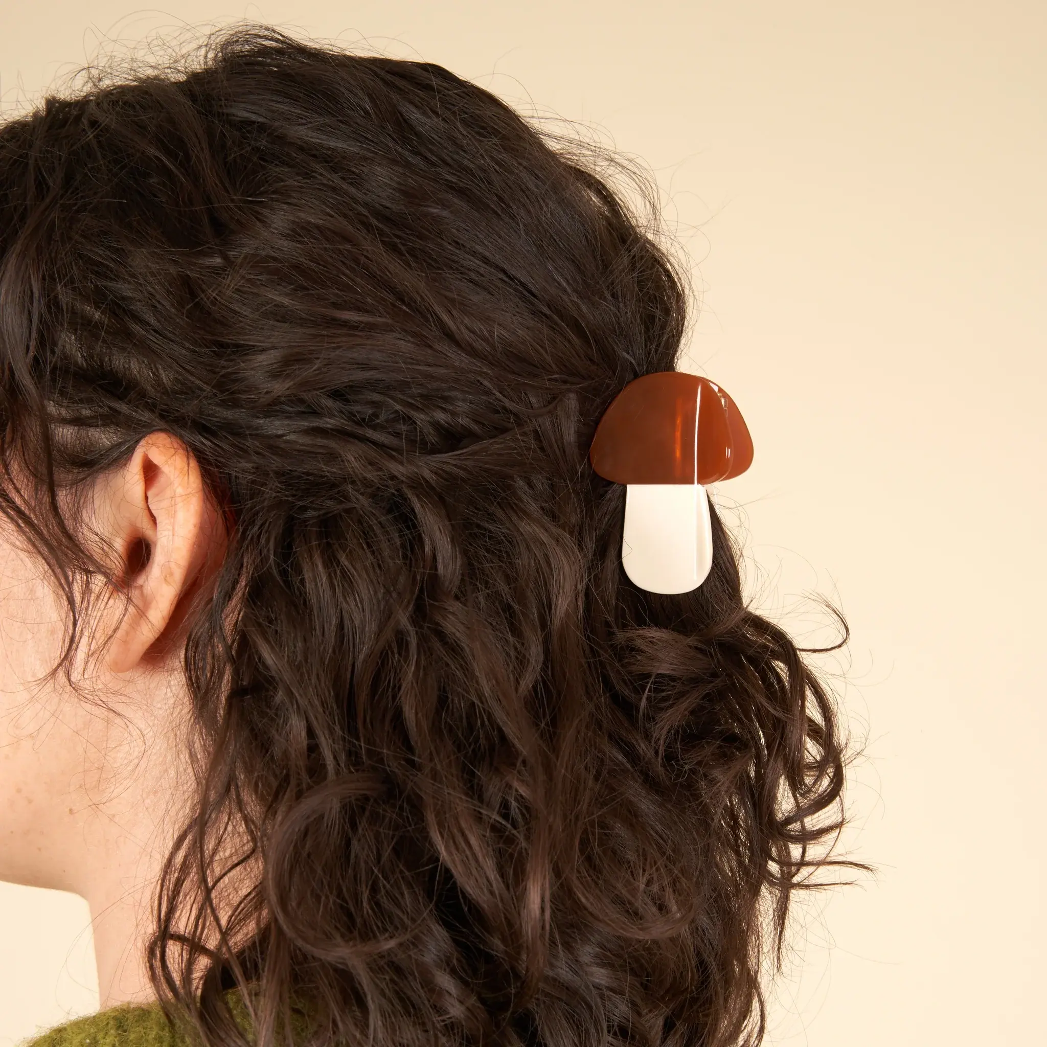 coucou-suzette-accessoire-accessory-cadeau-gift-tendance-trendy-fashion-il-etait-une-fois-once-upon-a-time-autumn-automne-pince-cheveux-hair-claw-bolet-champignon-bolete-mushroom-fore_d35493dd-7f4c-457c-b7ea-bd548cf3e400
