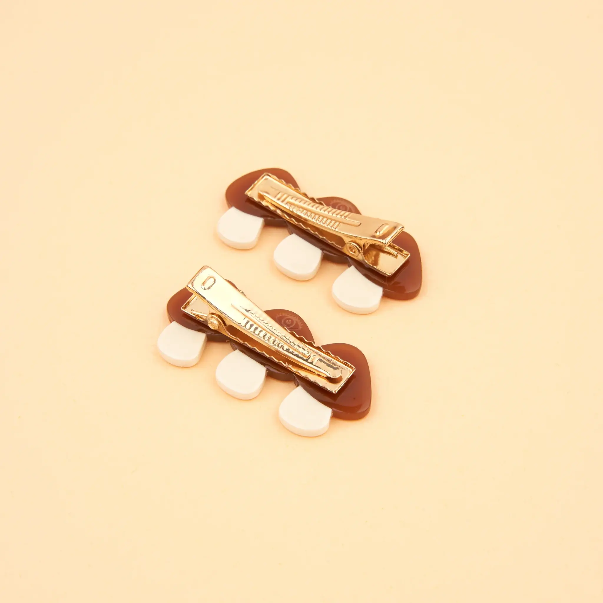 coucou-suzette-accessoire-accessory-cadeau-gift-tendance-trendy-fashion-il-etait-une-fois-once-upon-a-time-autumn-automne-barrette-cheveux-hair-clip-bolet-champignon-bolete-mushroom-f_a2e25815-a2f2-4d69-bdf4-8e9f3c3f170f