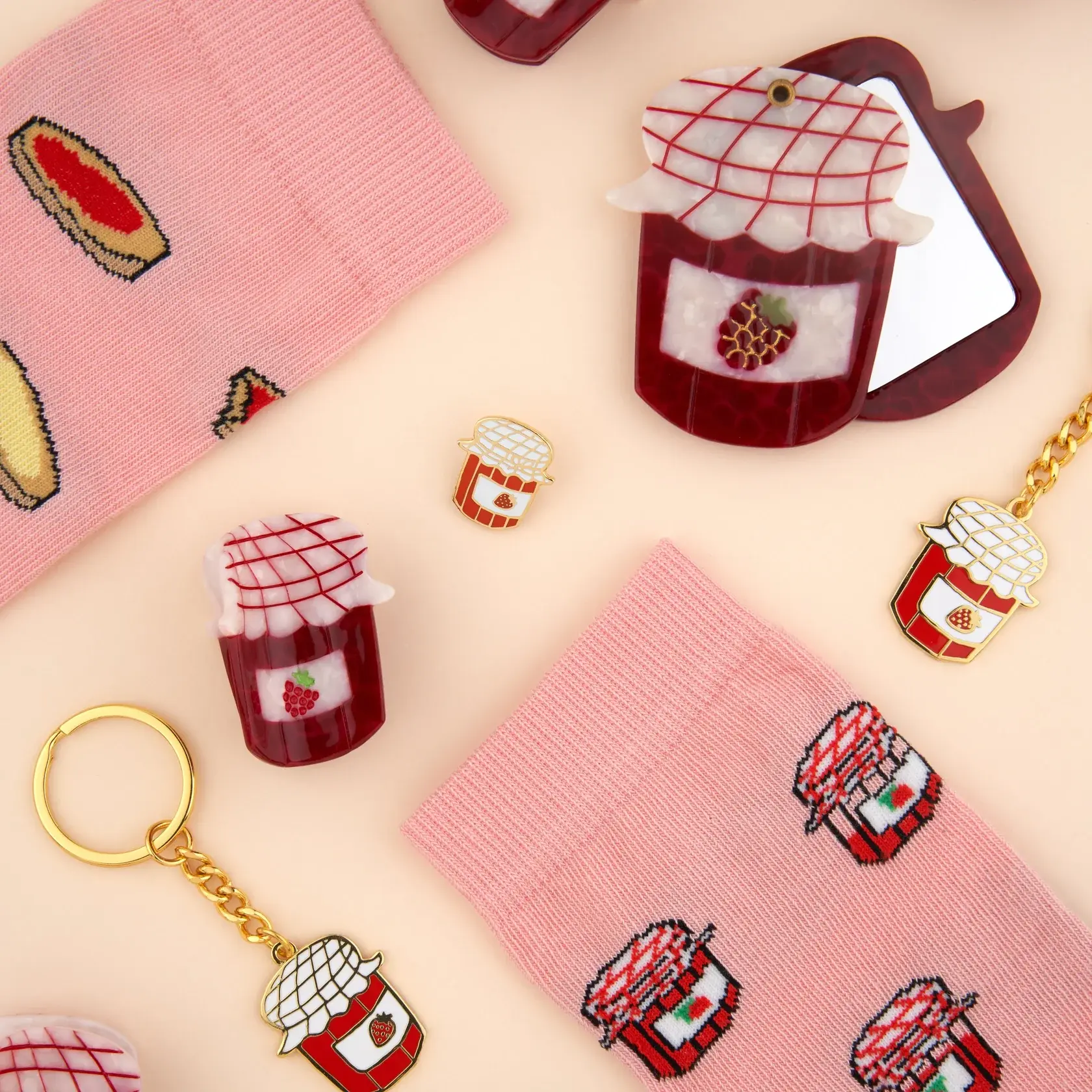 coucou-suzette-accessoire-accessory-cadeau-gift-tendance-mode-trendy-fashion-cottage-miroir-mirror-confiture-jam-framboise-raspberry-red-rouge-group