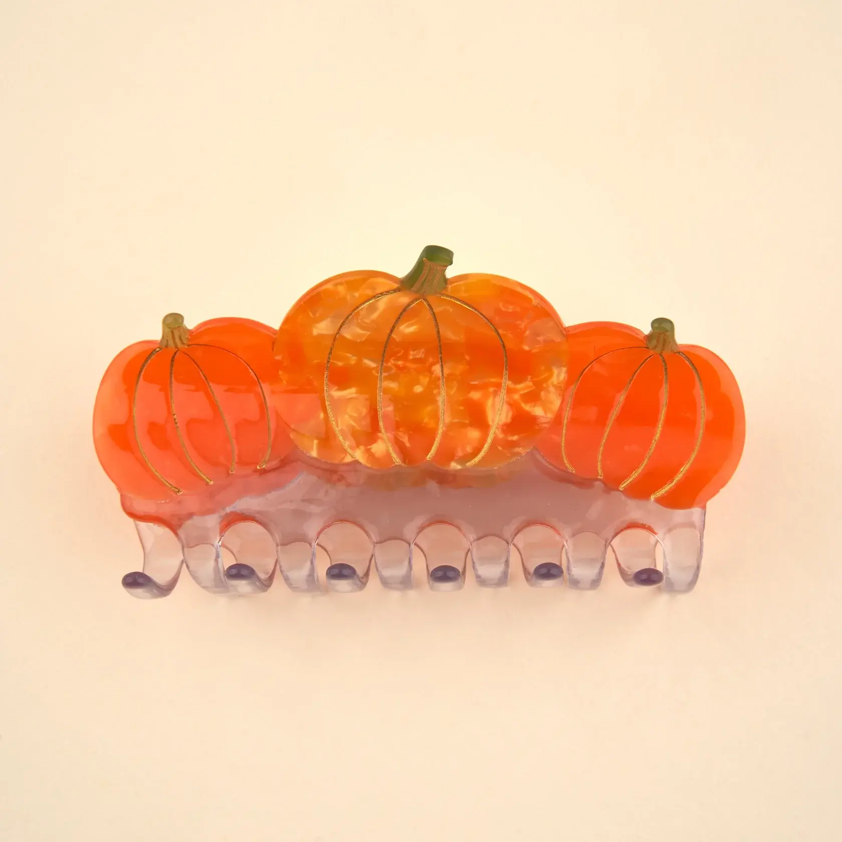 coucou-suzette-accessoire-accessory-cadeau-gift-tendance-mode-trendy-fashion-cueillette-automne-autumn-picking-harvest-grande-pince-cheveux-hair-claw-acetate-citrouille-pumpkin-orange_7964fbe0-037a-4ca7-a5cc-e3802e139480