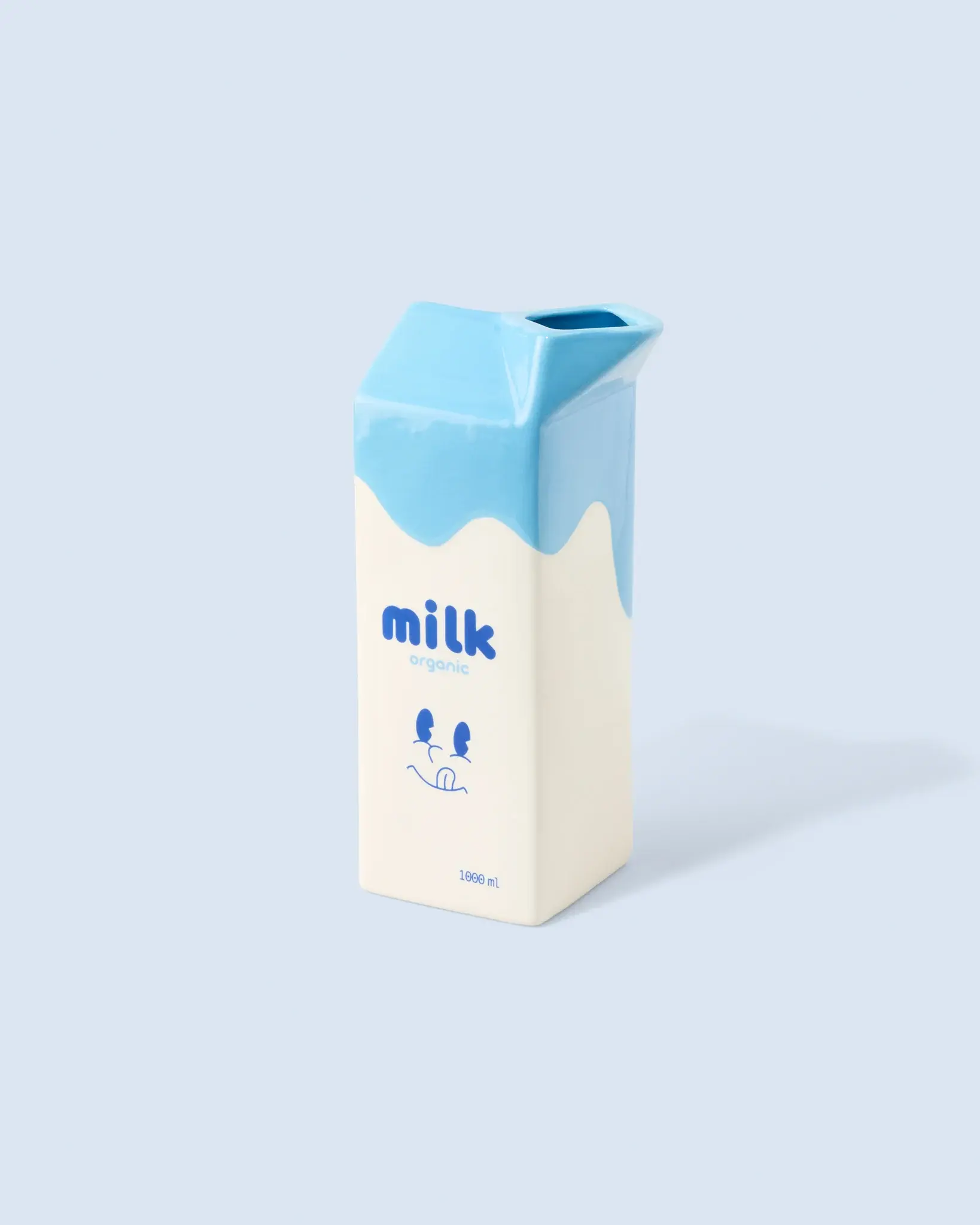 VASE-MILK-2002
