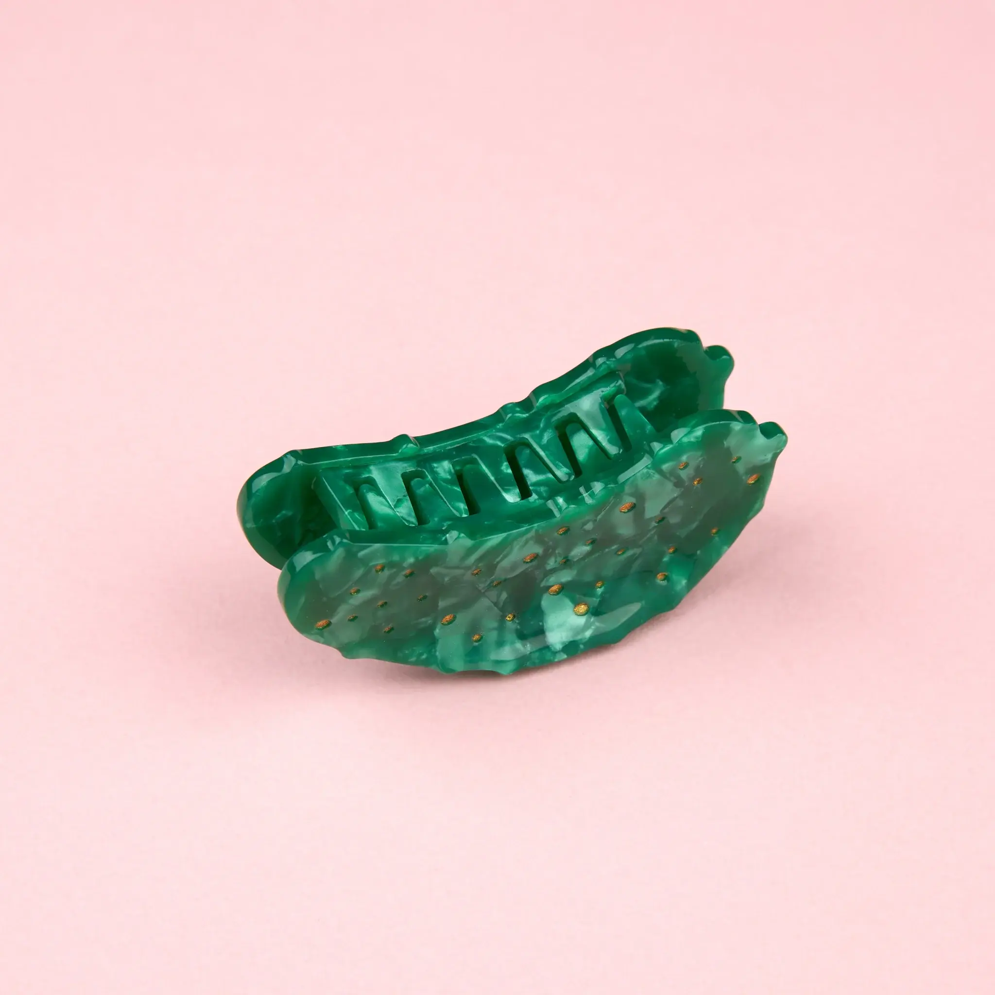 coucou-suzette-accessoire-accessory-cadeau-gift-tendance-mode-trendy-fashion-mini-pince-mini-hair-claw-cornichon-pickle-vert-green1