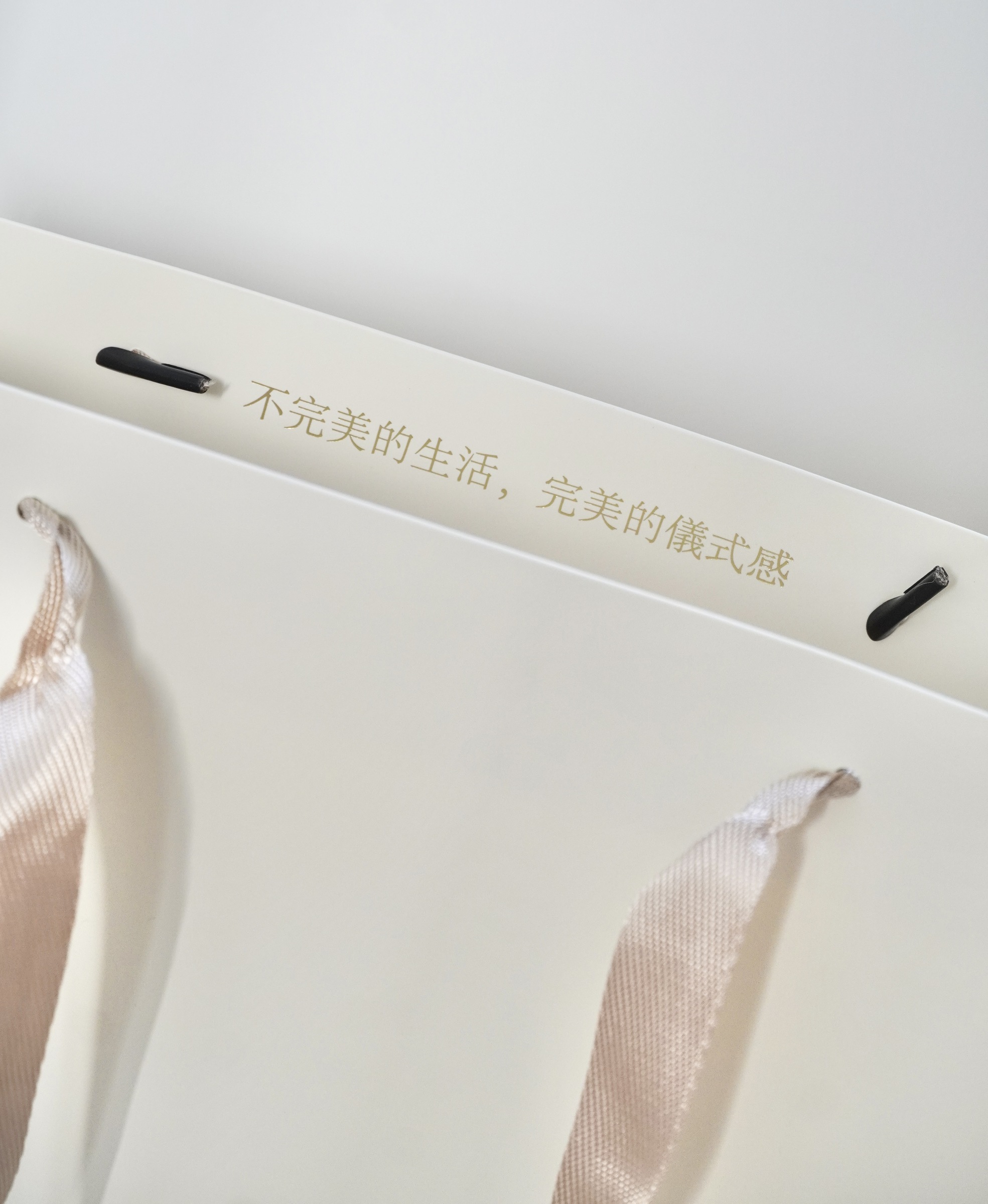 C9678EAE-0F97-406F-930B-75A96388F96F