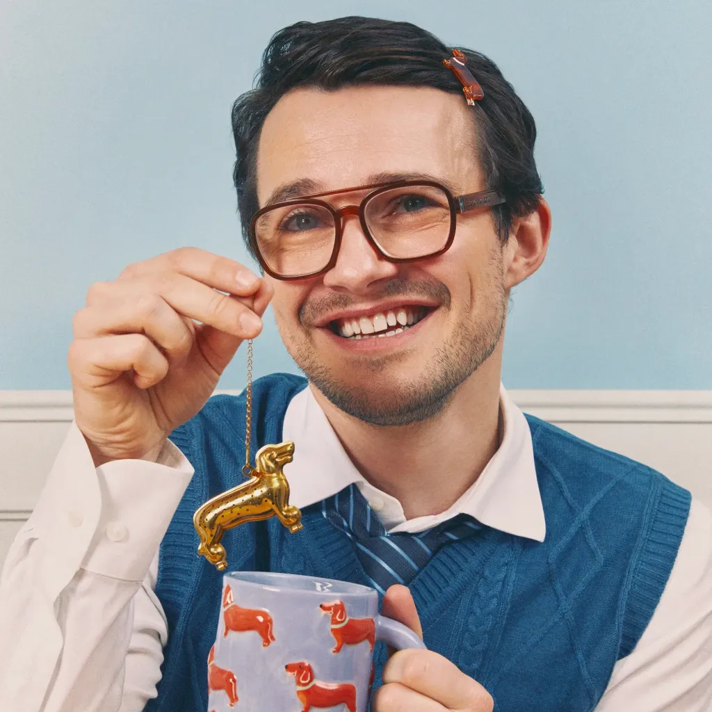 coucou-suzette-accessoire-accessory-cadeau-gift-tendance-mode-trendy-fashion-anniversaire-10-ans-boule-the-tea-ball-teckel-dachshund-crea