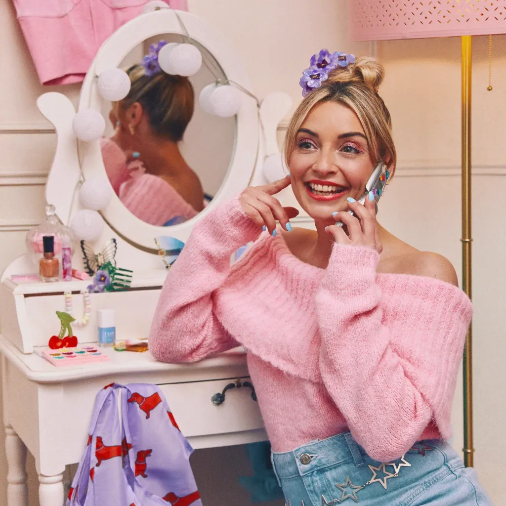 coucou-suzette-accessoire-accessory-cadeau-gift-tendance-mode-trendy-fashion-birthday-anniversaire-10-ans-pince-cheveux-hair-claw-acetate-fleurs-flower-pensee-pansy-trio-violet-purple_e7c93f5c-e337-4a07-b30e-8ba6c82c91f9