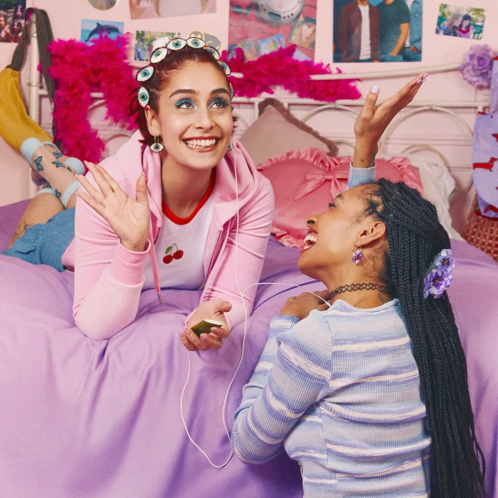 coucou-suzette-accessoire-accessory-cadeau-gift-tendance-mode-trendy-fashion-birthday-anniversaire-10-ans-mini-pince-cheveux-hair-claw-acetate-oeil-eye-bleu-blue-crea